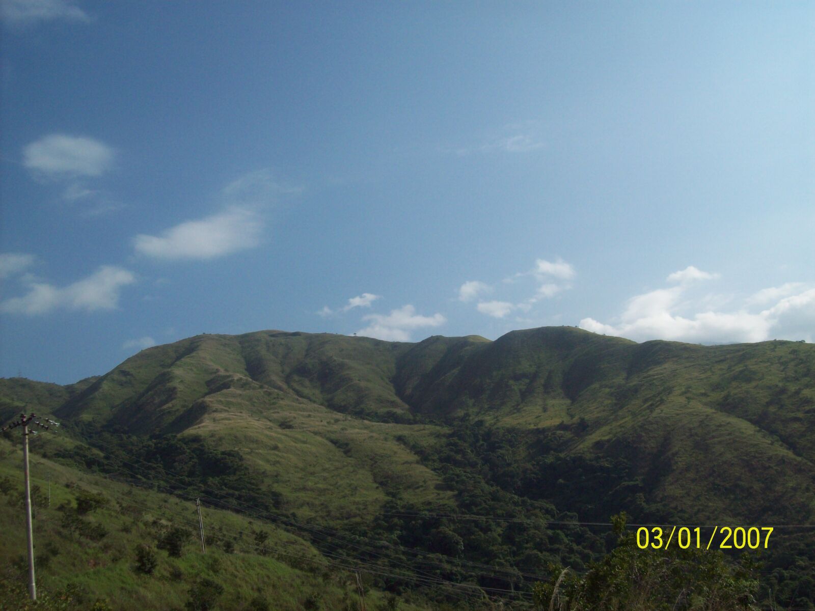 Kodak EASYSHARE C813 ZOOM DIGITAL CAMERA sample photo. Mountain, blue sky, hills photography