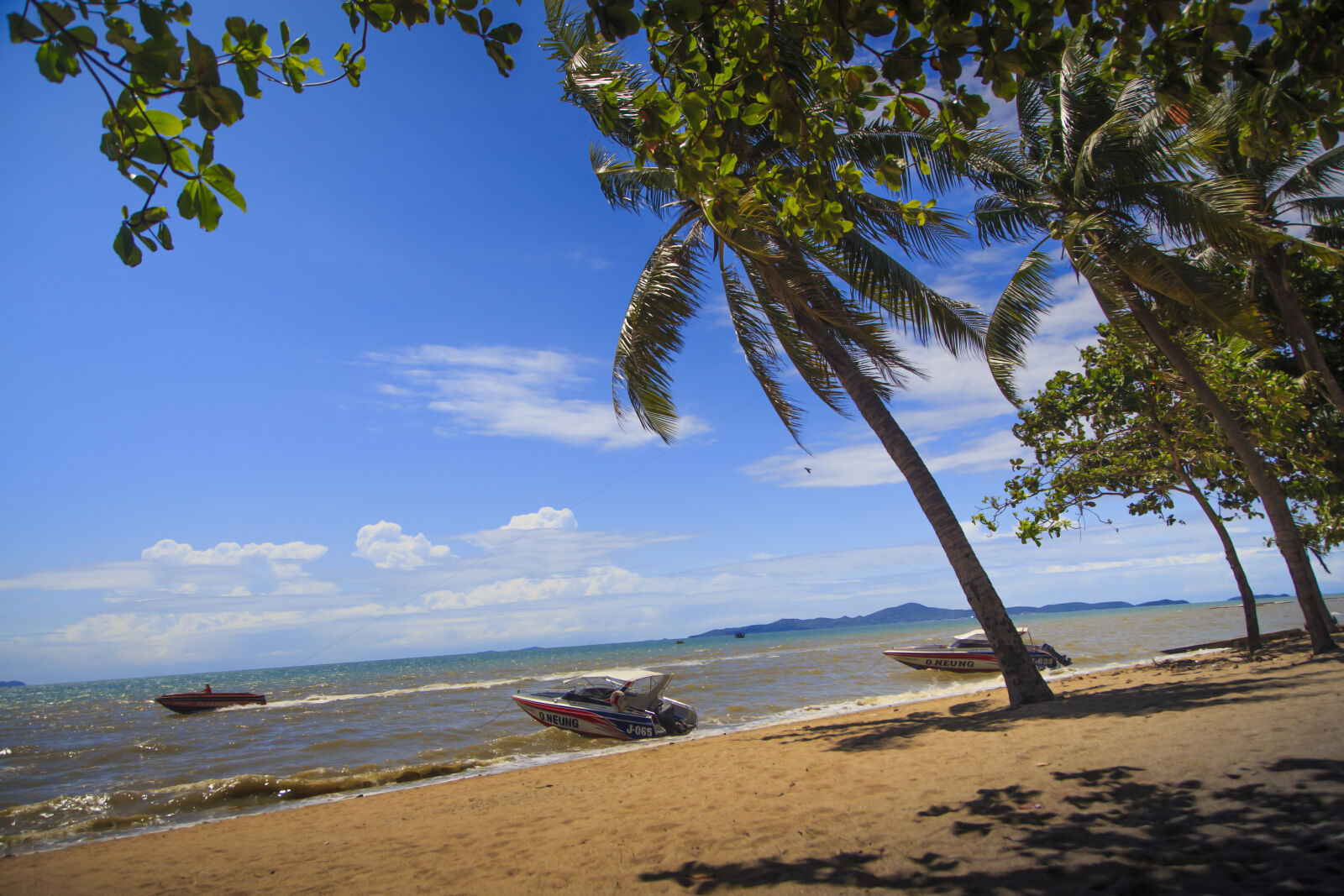 Canon EF 24-105mm F4L IS USM sample photo. Pattaya, 01 photography