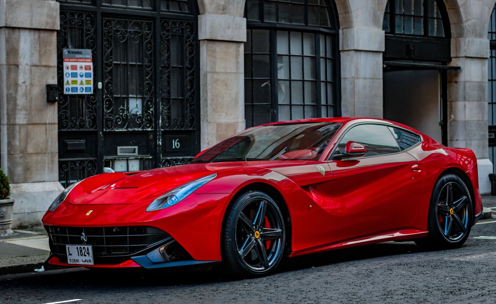 Canon EOS 70D + Canon EF 50mm F1.4 USM sample photo. Ferrari, f12, berlinetta photography