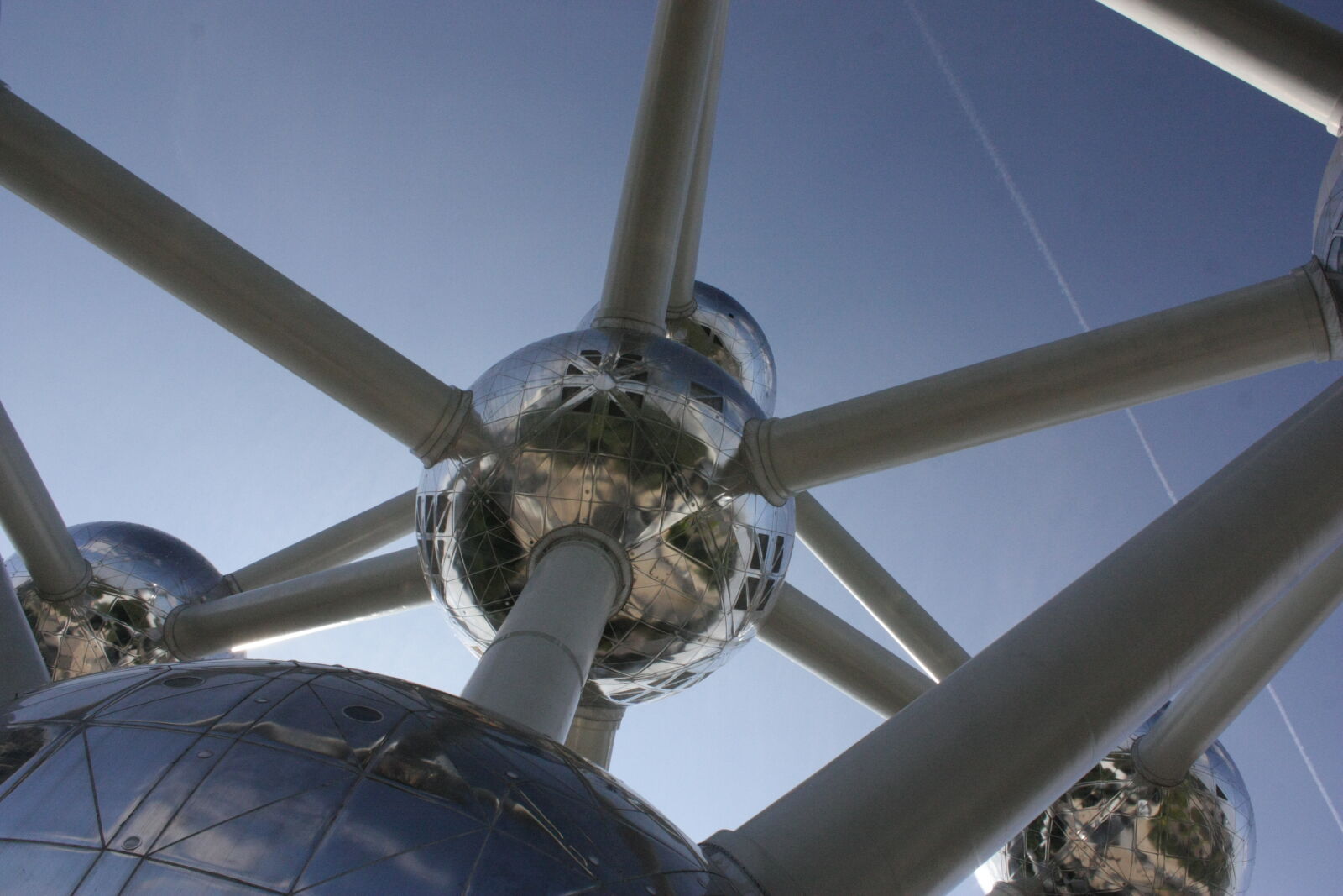 Canon EOS 450D (EOS Rebel XSi / EOS Kiss X2) sample photo. Atomium, belgium, brussels, monument photography