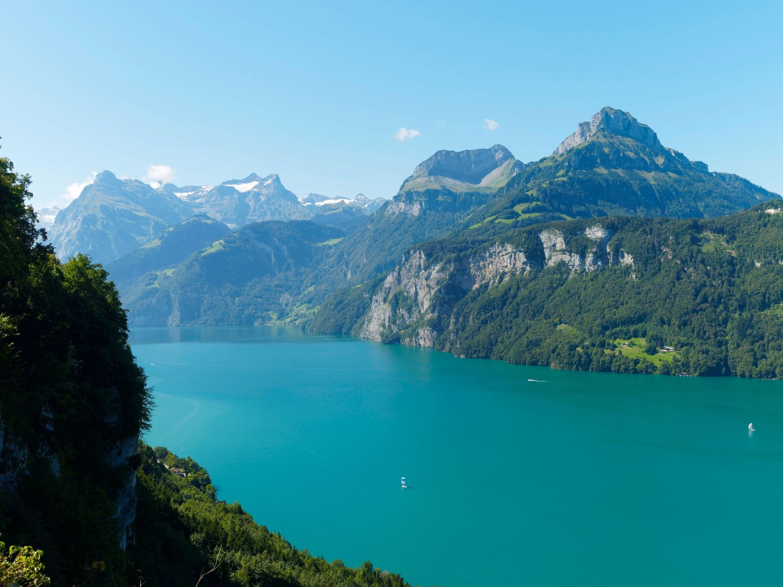 Olympus OM-D E-M1 + Olympus M.Zuiko Digital ED 12-40mm F2.8 Pro sample photo. Lake, lucerne, switzerland photography