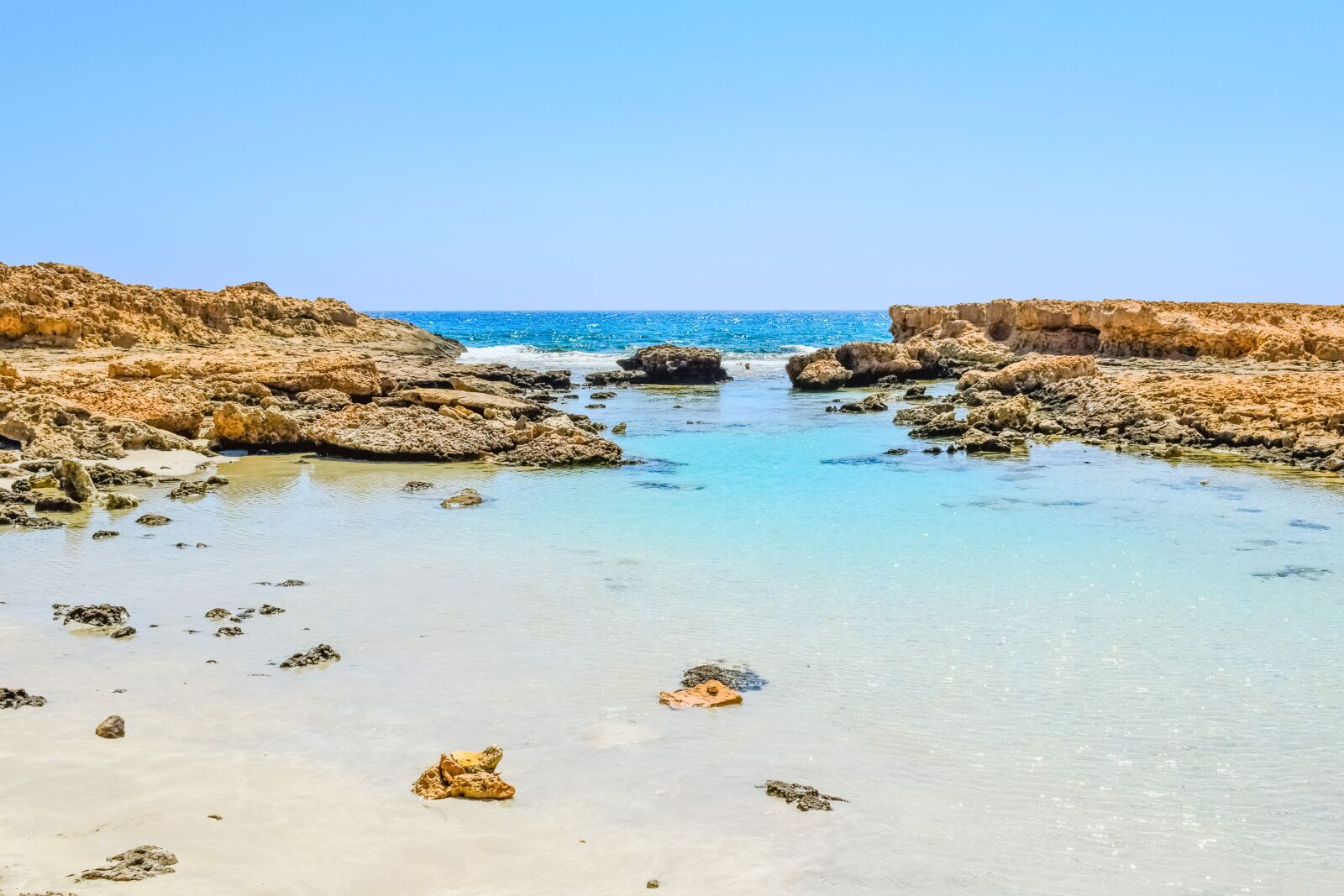 Nikon D3300 sample photo. Rocky coast, lagoon, sea photography