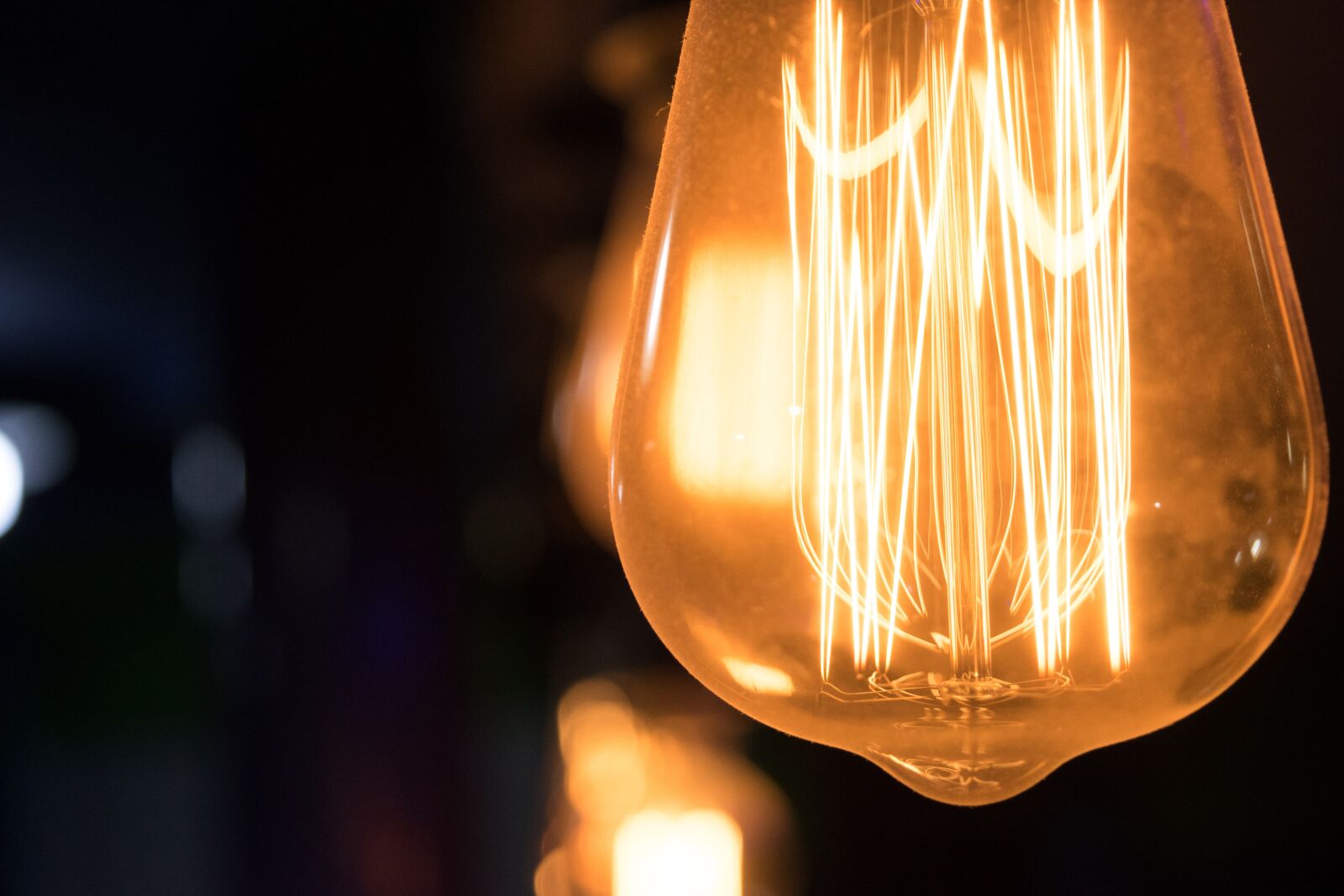 Nikon D3300 sample photo. Bulb, light, bokeh photography