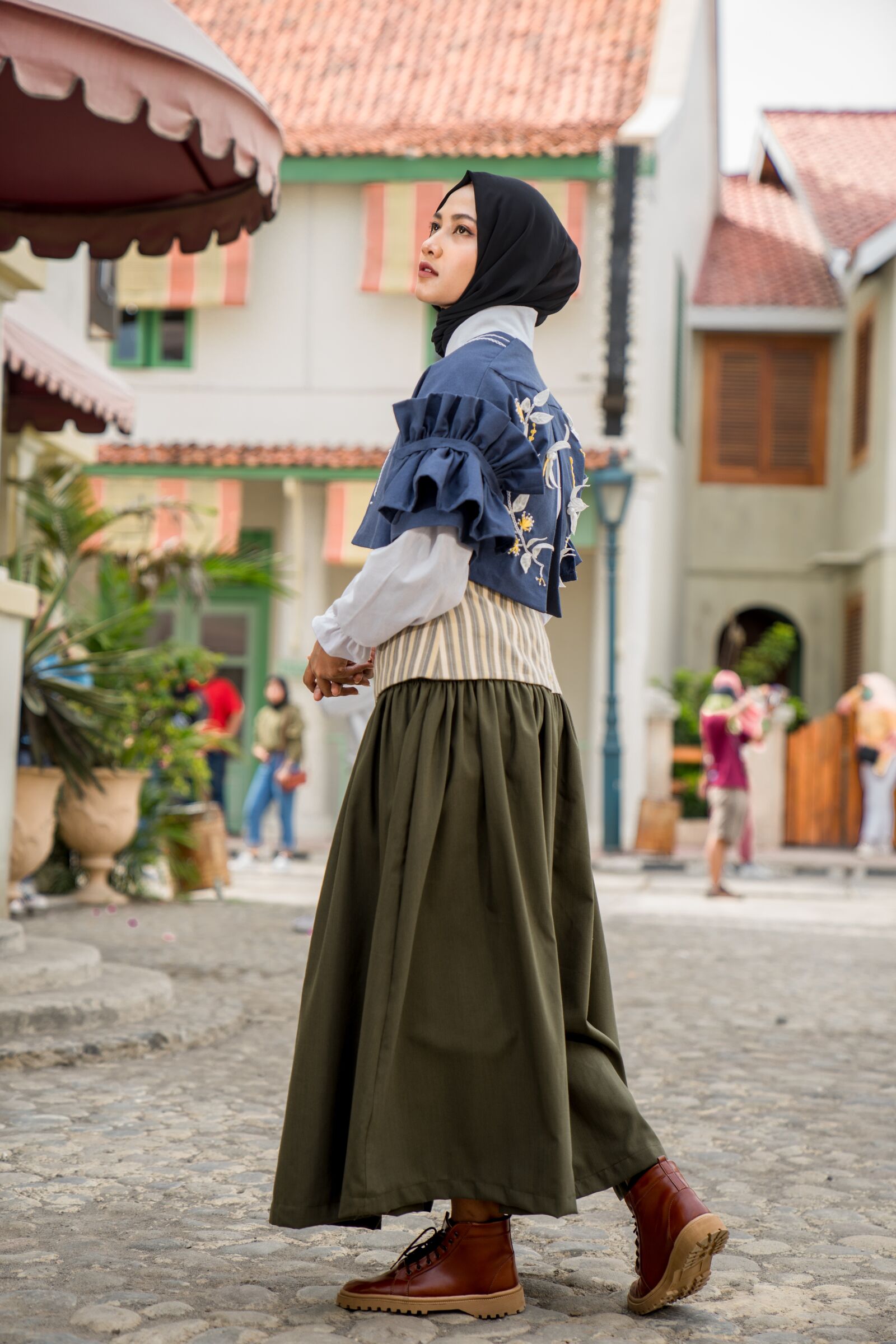 Sony FE 24-70mm F2.8 GM sample photo. Woman, model, hijab photography