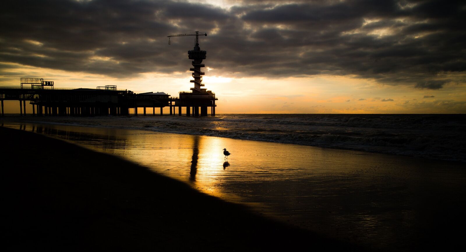 Canon EF-M 22mm F2 STM sample photo. Seascape, sunset, clouds photography