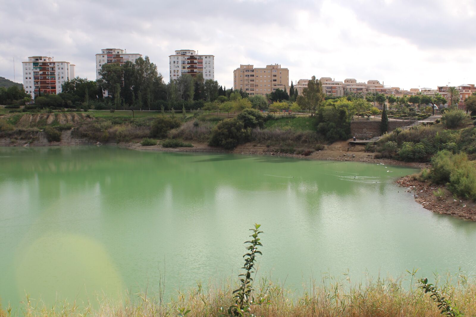 Canon EOS 1200D (EOS Rebel T5 / EOS Kiss X70 / EOS Hi) sample photo. Body of water, laguna photography