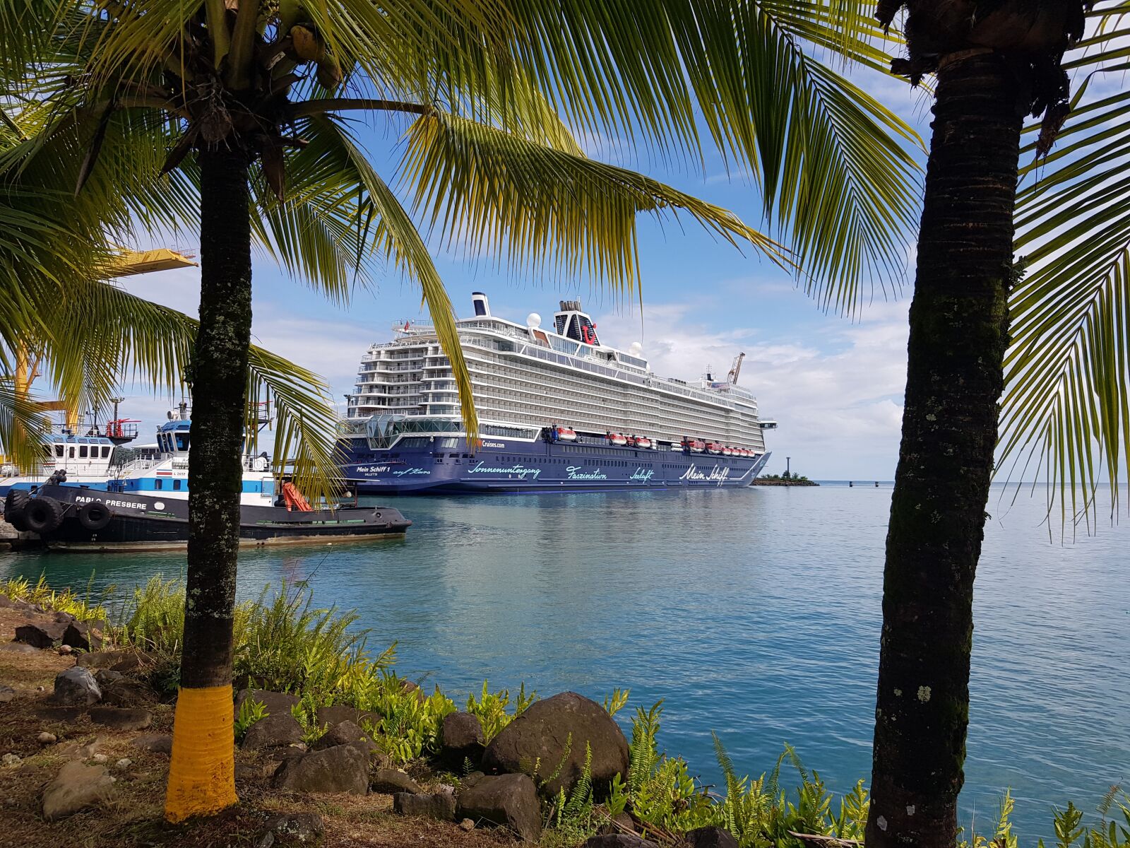 Samsung Galaxy S8 sample photo. Cruiseliner, cruise, ship photography