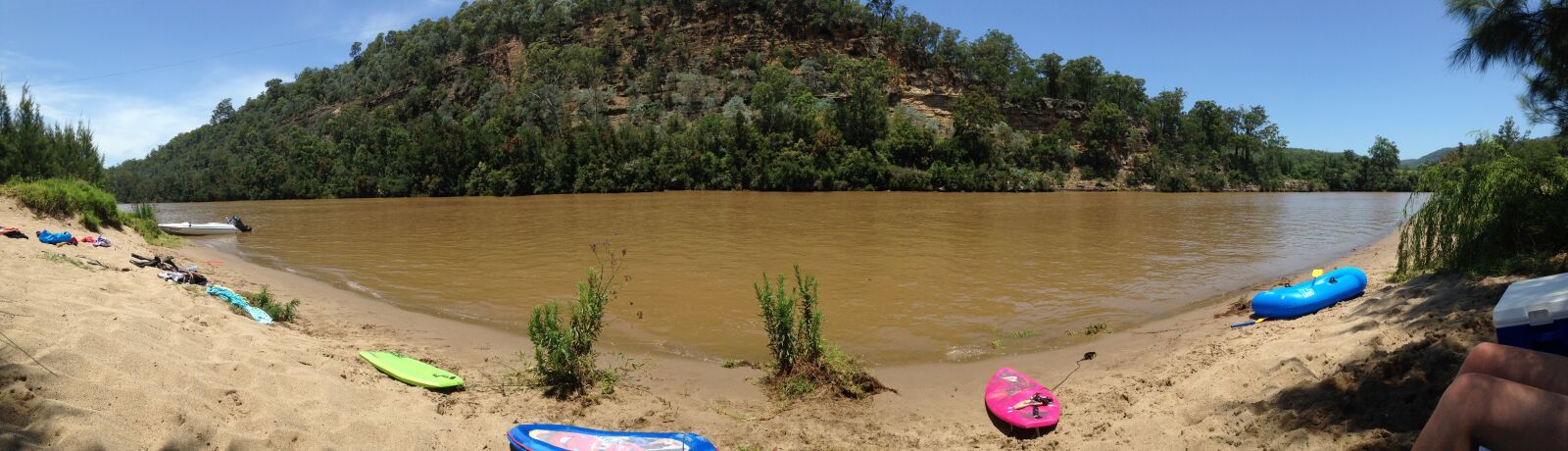 iPhone 5 back camera 4.12mm f/2.4 sample photo. Nowra river, panorama, australia photography
