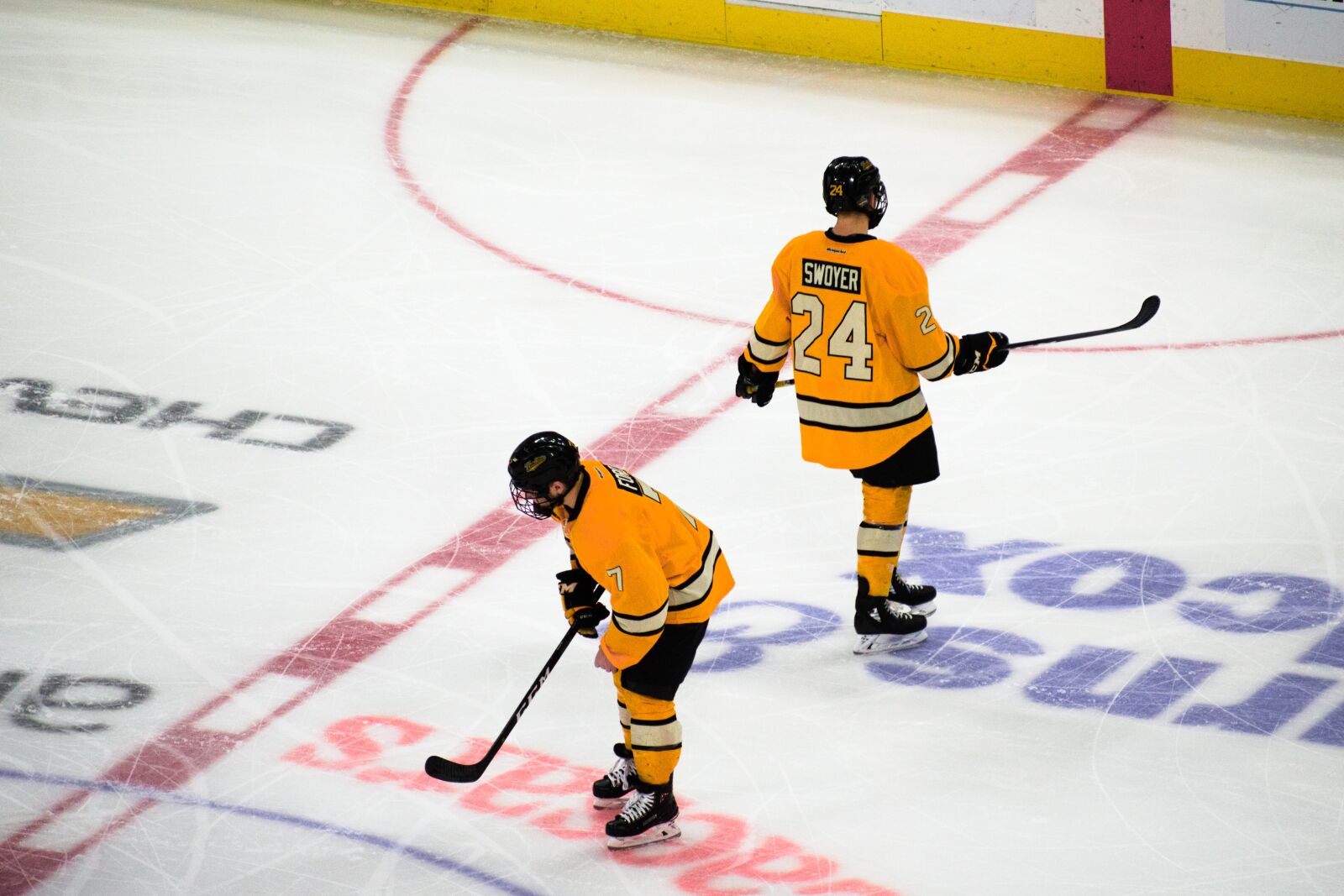 Nikon D3400 sample photo. Hockey, ice hockey, player photography
