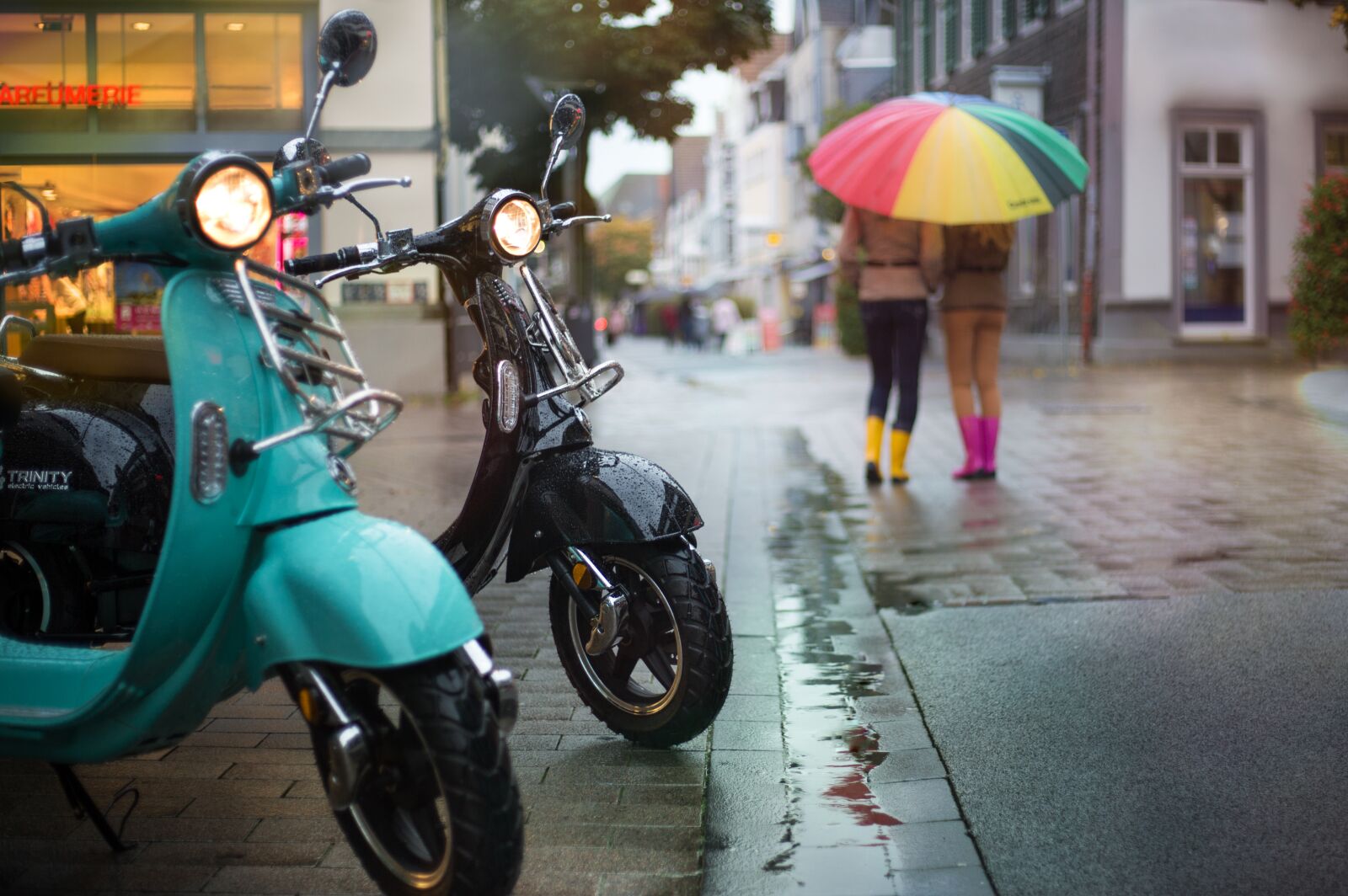 Canon EOS 6D + Canon EF 50mm F1.8 STM sample photo. Electric scooter, e-scooter, electric photography
