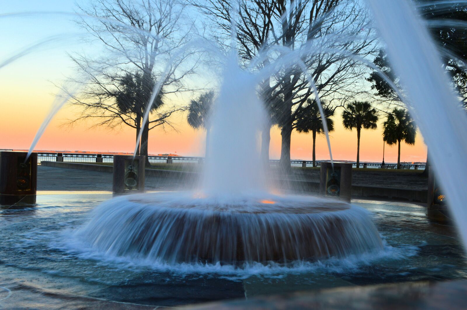 Nikon D3200 sample photo. Fountain, sunset, landscape photography