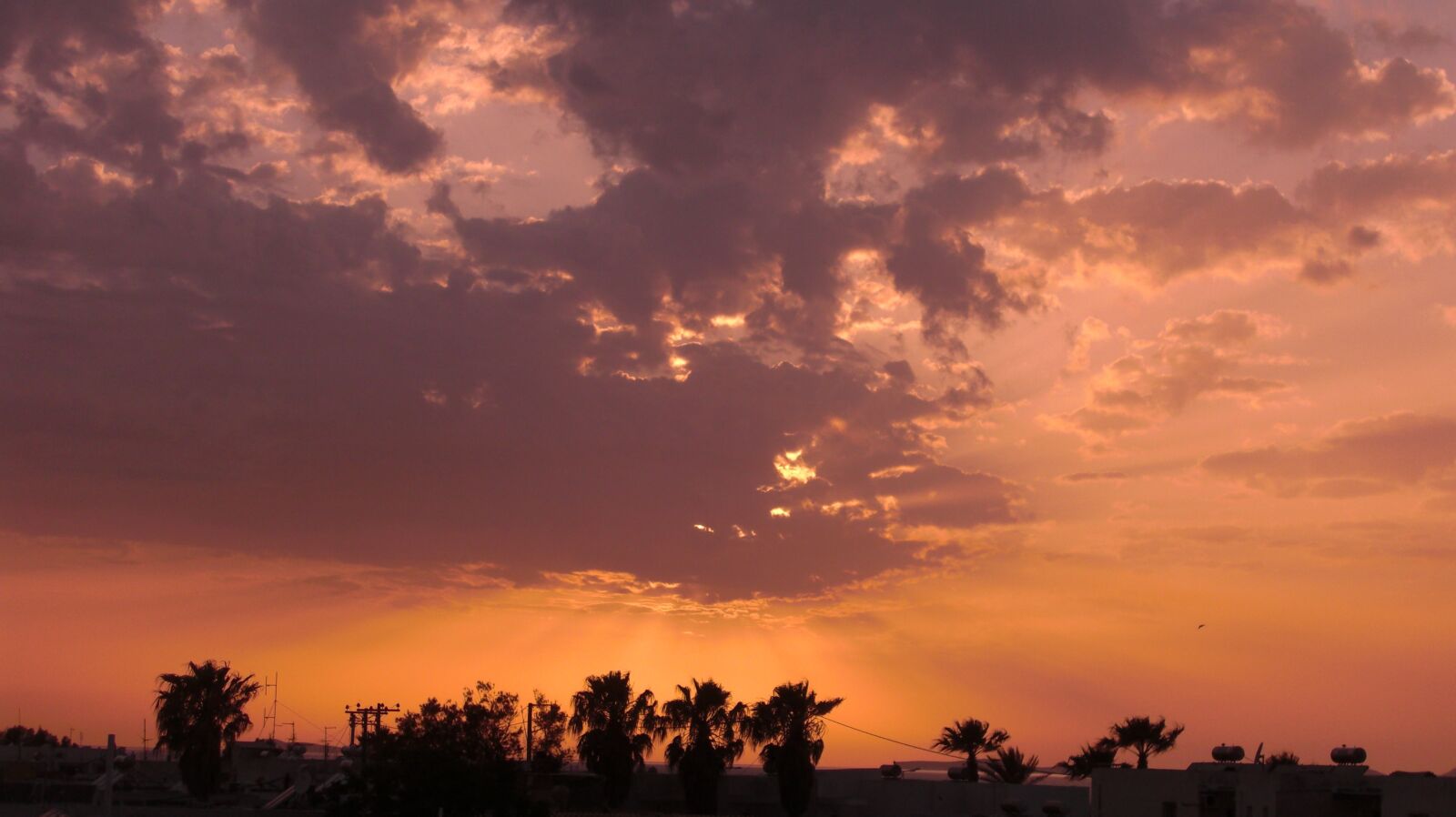 CASIO EX-S10 sample photo. Sky, afterglow, clouds photography