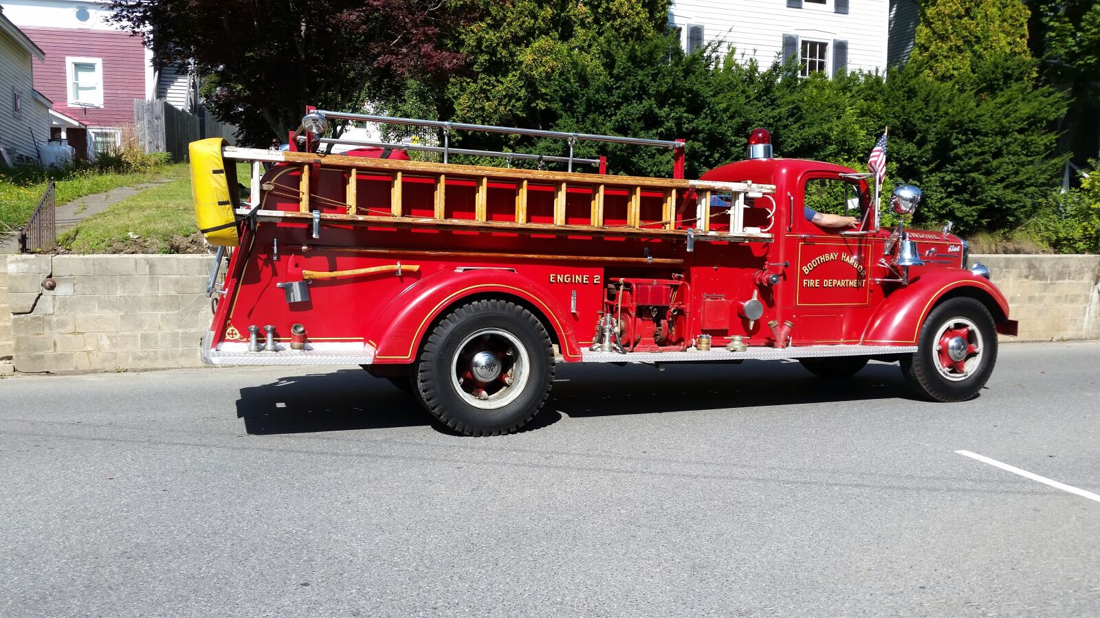 Samsung Galaxy S5 sample photo. Firetruck, truck, fire photography