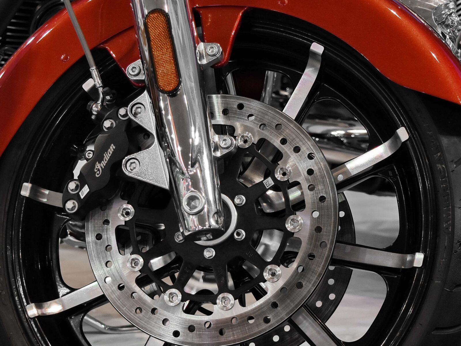 Nikon D5500 sample photo. Alloy, motorcycle, suspension, tire photography