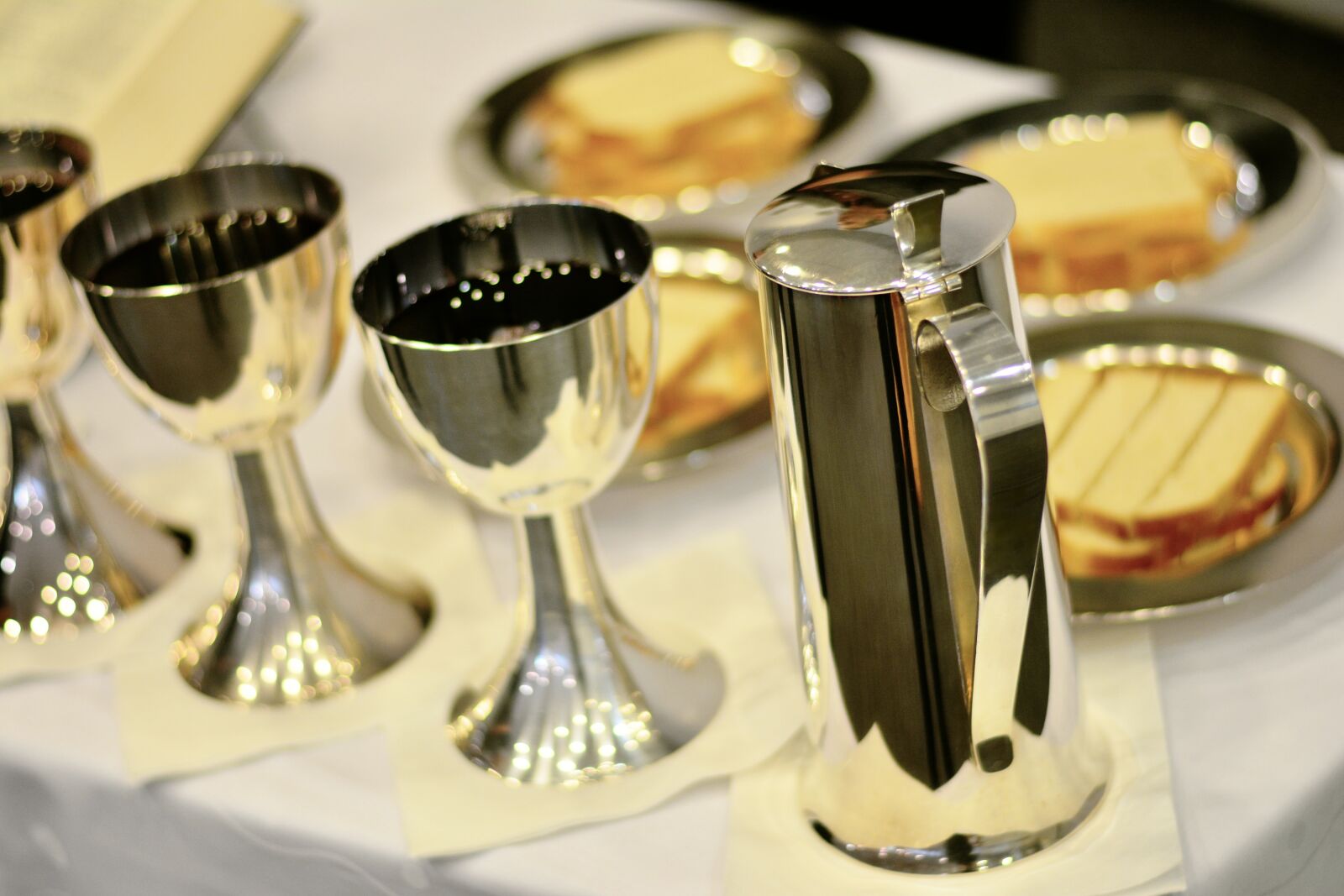 Nikon D5200 sample photo. Worship, last supper, celebration photography