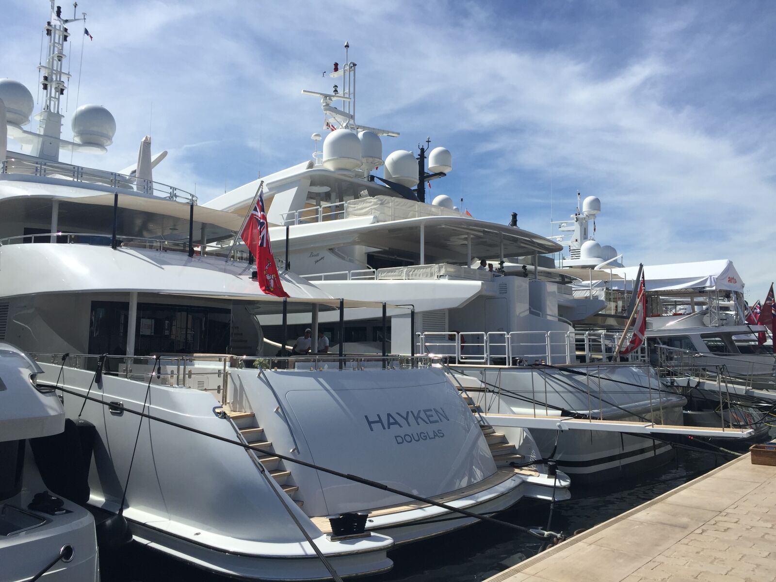 iPhone 6 Plus back camera 4.15mm f/2.2 sample photo. Water, transportation system, travel photography
