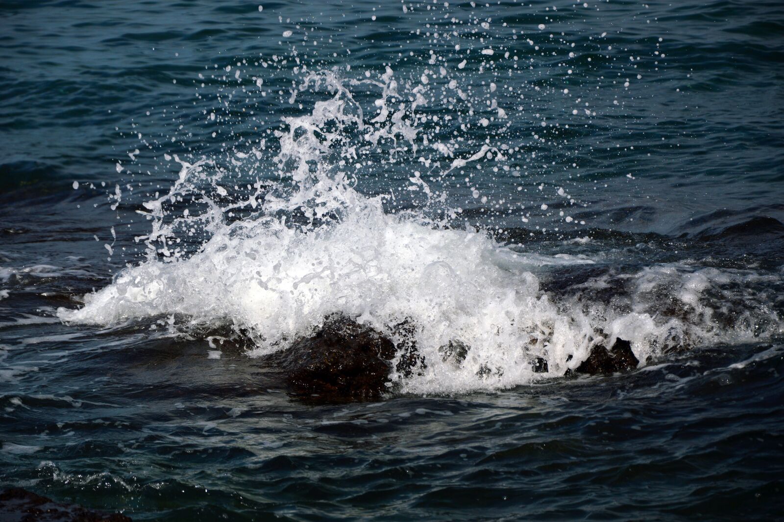 Nikon D3200 sample photo. Sea, surf, wave photography