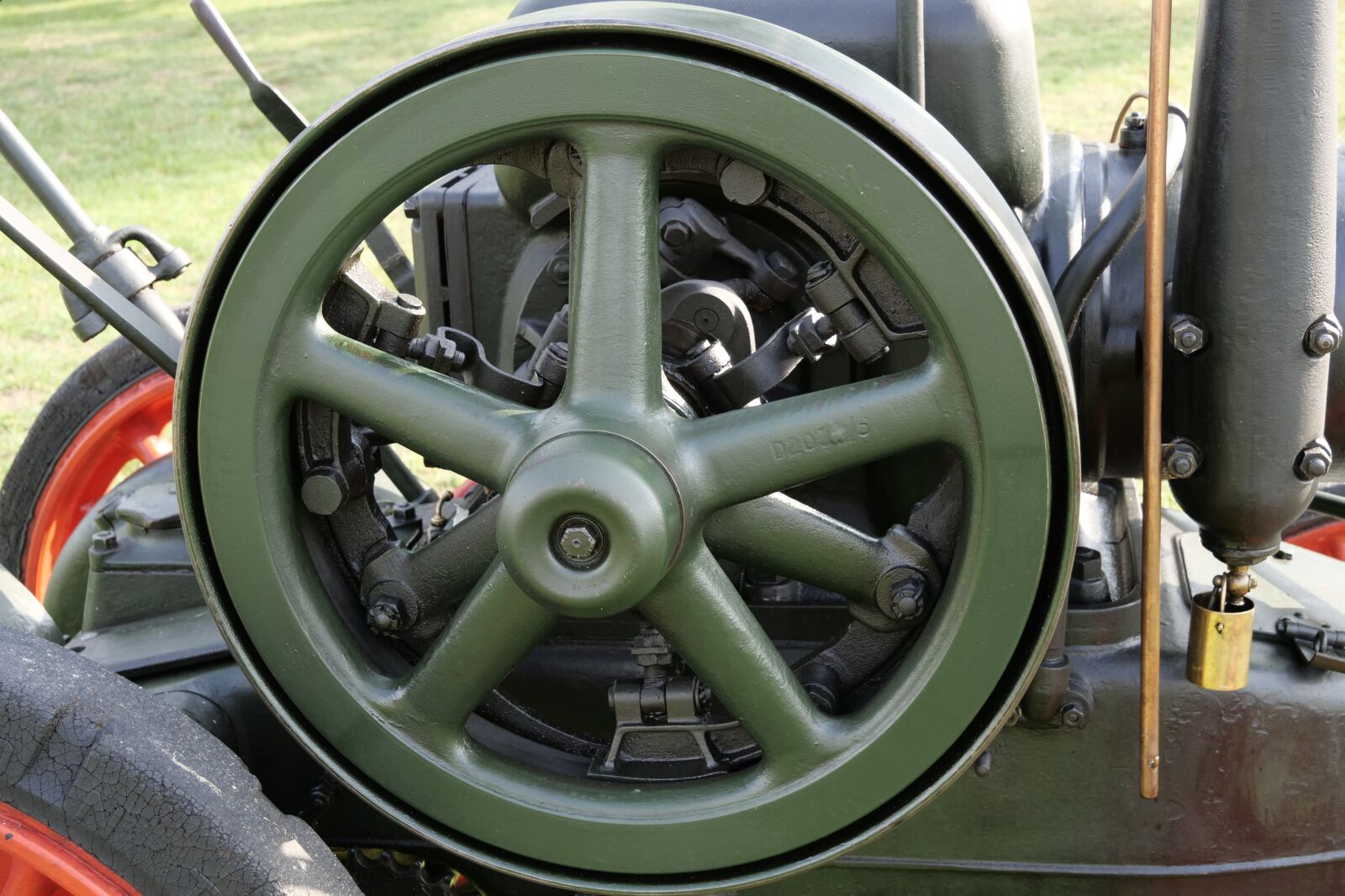 Panasonic Lumix DC-G9 sample photo. Lanz-bulldog, flywheel, historically photography