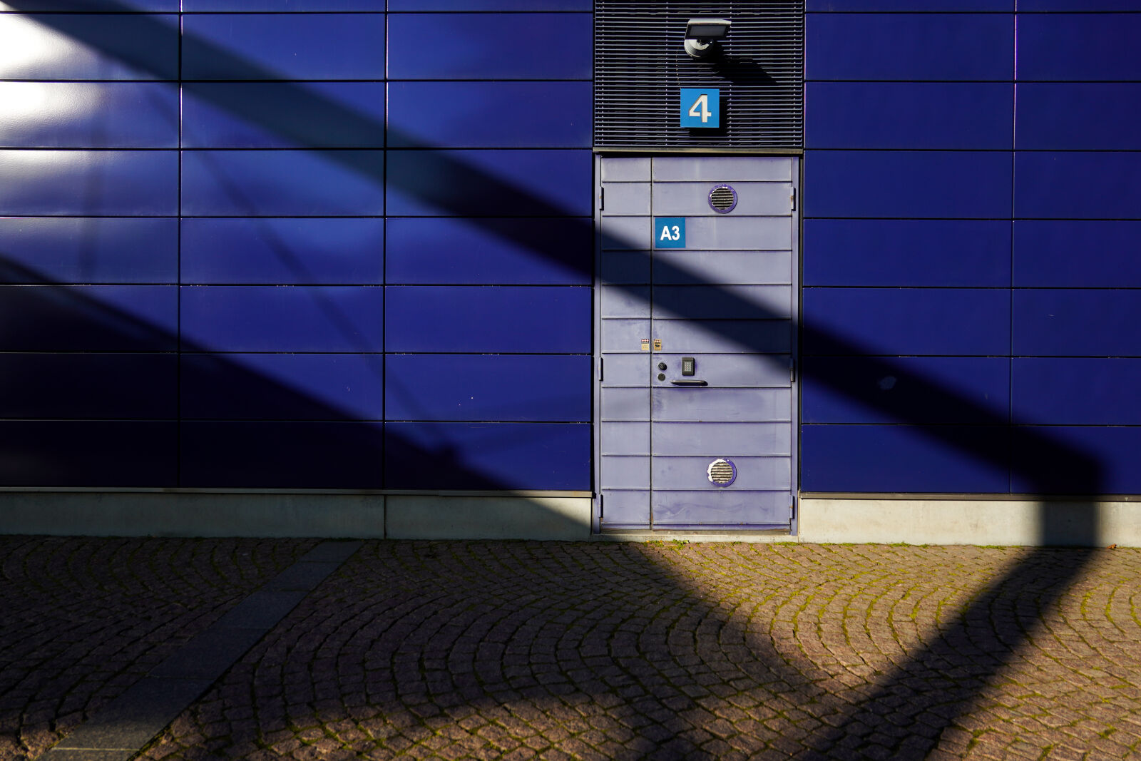 Sony a7R IV + Tamron 18-300mm F3.5-6.3 Di III-A VC VXD sample photo. Shadow by the door photography