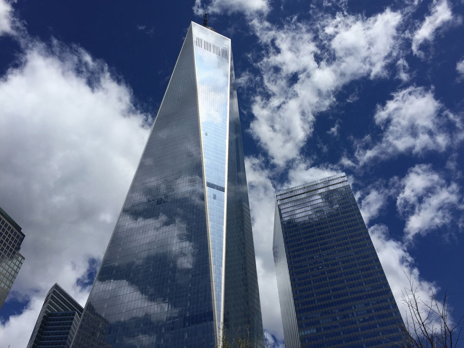Apple iPhone 6 sample photo. Downtown new york, tall photography