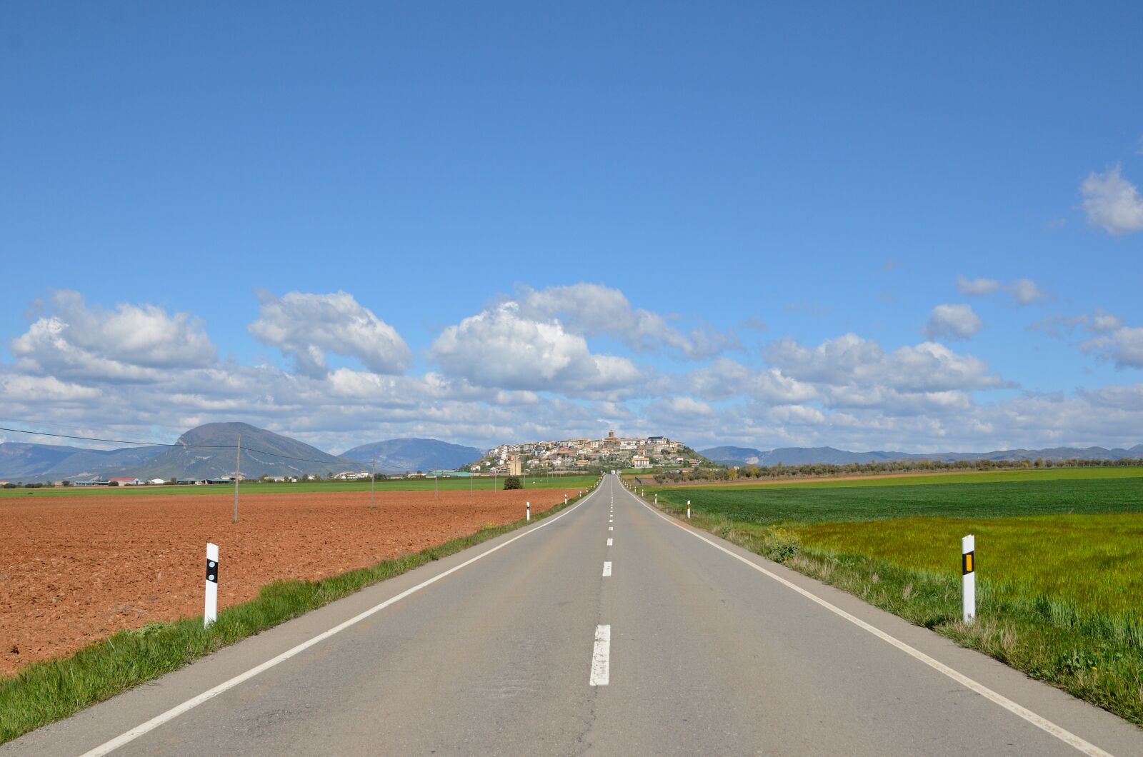 Nikon D7000 sample photo. Spain, road, asphalt photography