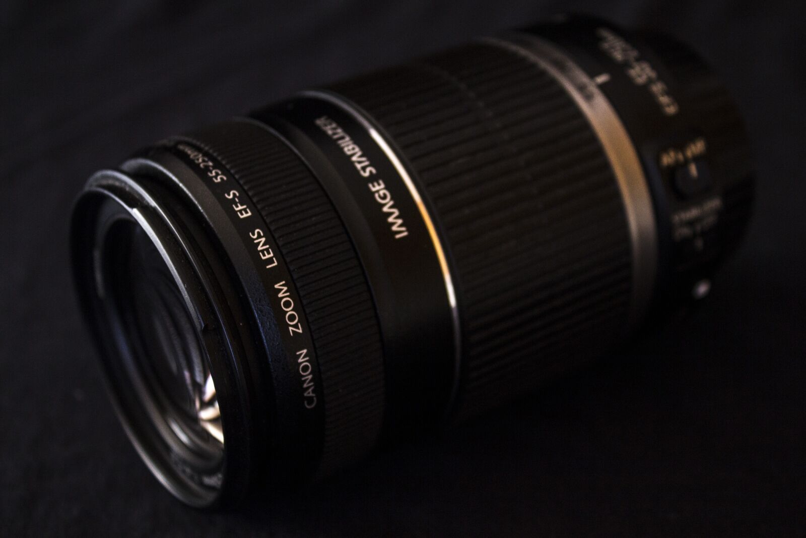 Canon EOS 700D (EOS Rebel T5i / EOS Kiss X7i) sample photo. Lens, aperture, shutter photography