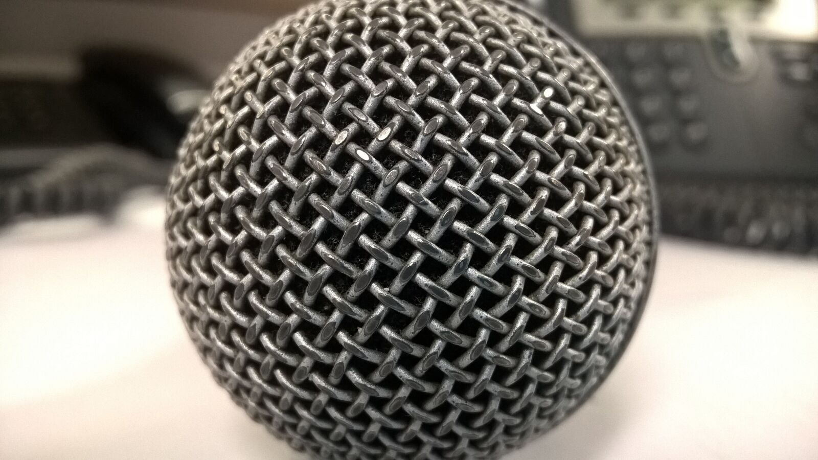 Microsoft Lumia 640 XL sample photo. Microphone, audio, audiovisual photography