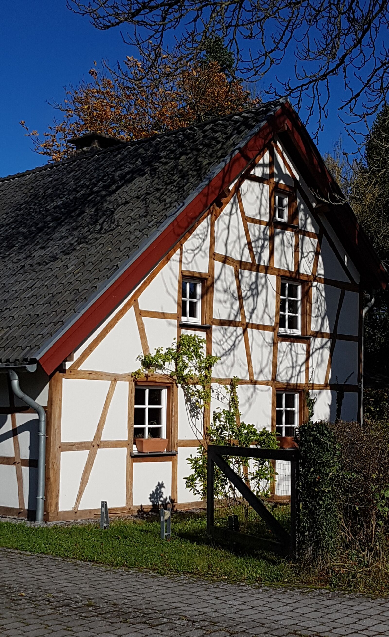 Samsung Galaxy S7 sample photo. Architecture, fachwerkhaus, house photography