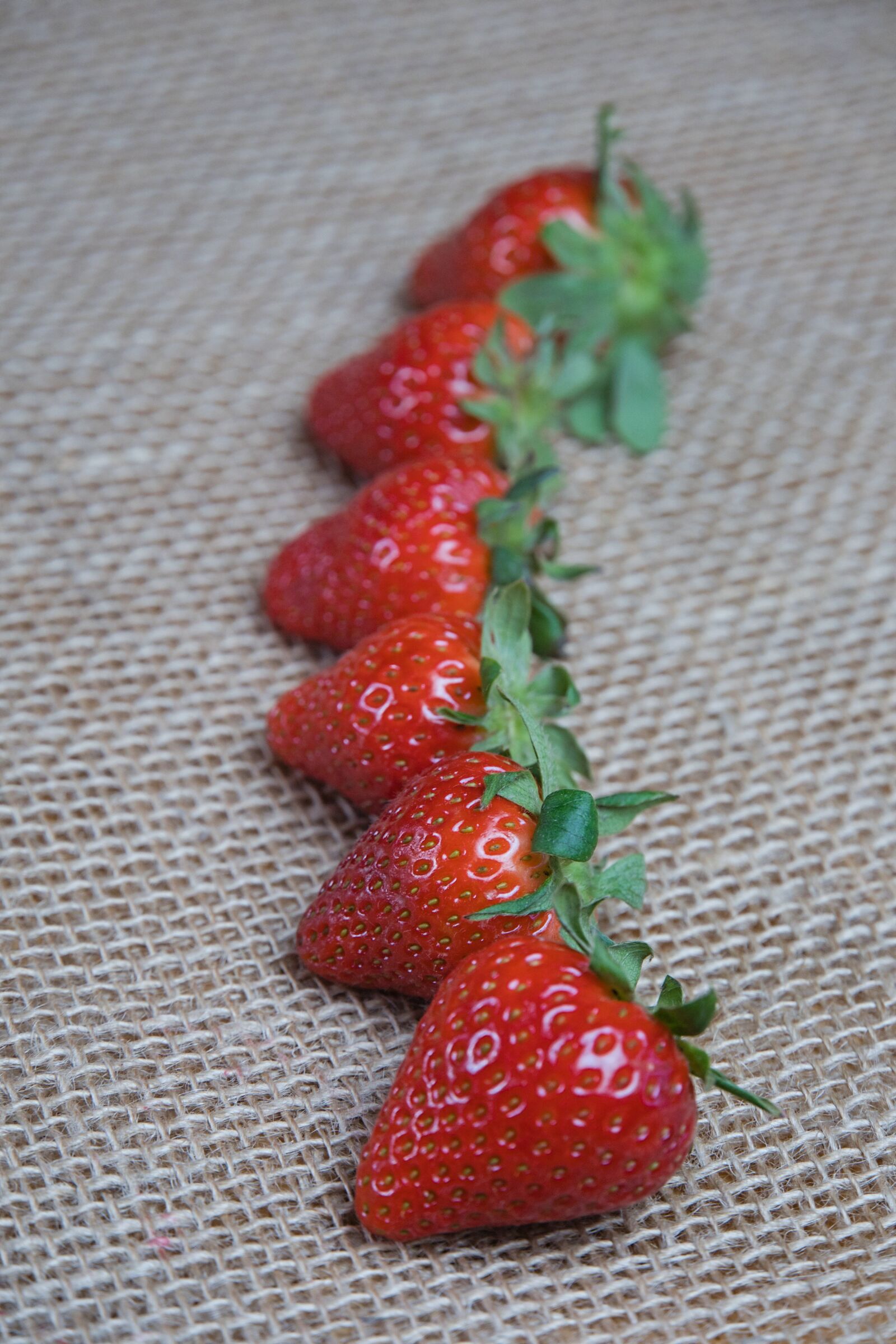 Sony a6400 sample photo. Strawberries, vitamins, fruit photography