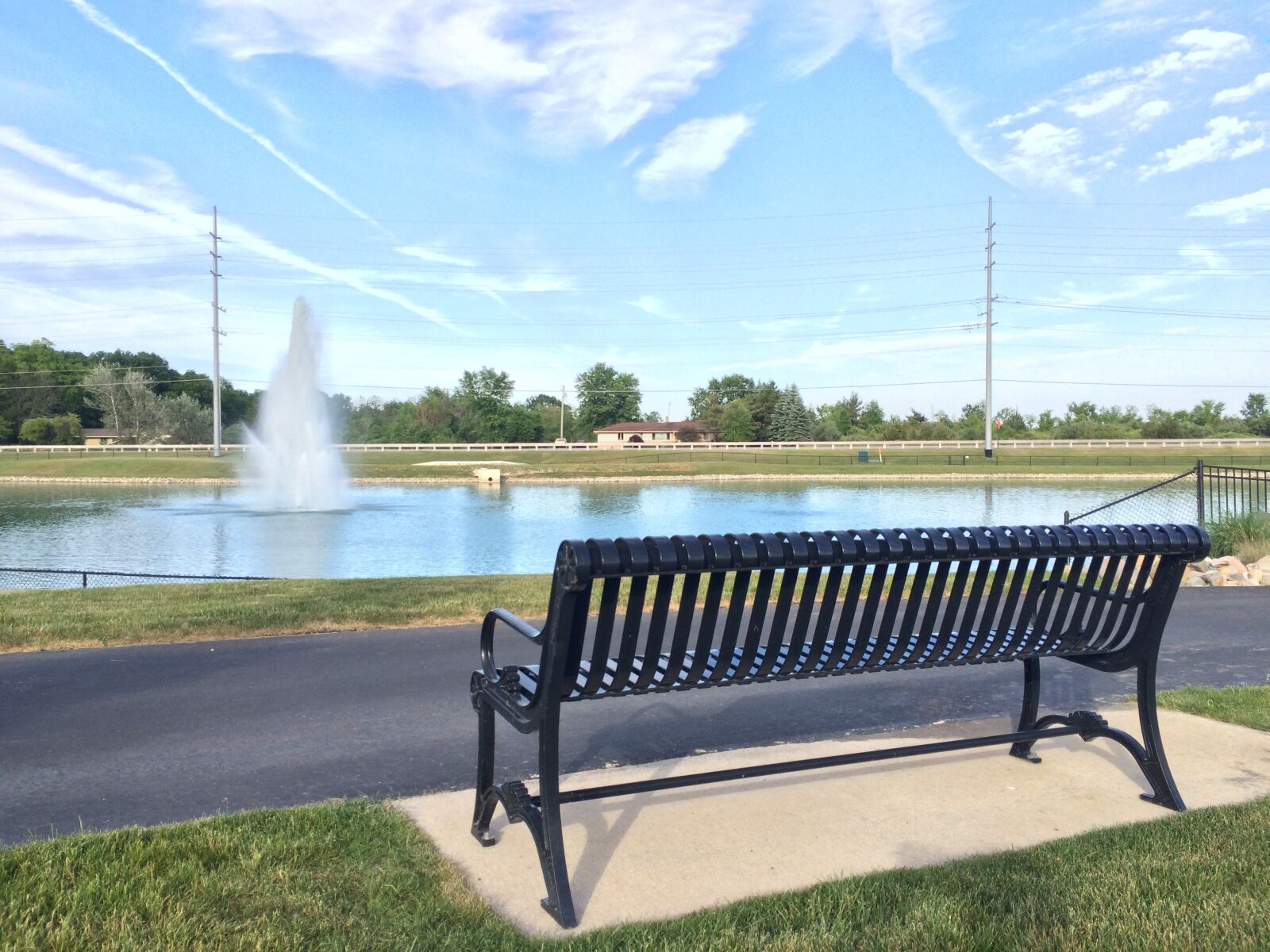 iPhone 5s back camera 4.15mm f/2.2 sample photo. Fountain, bench, landscape photography