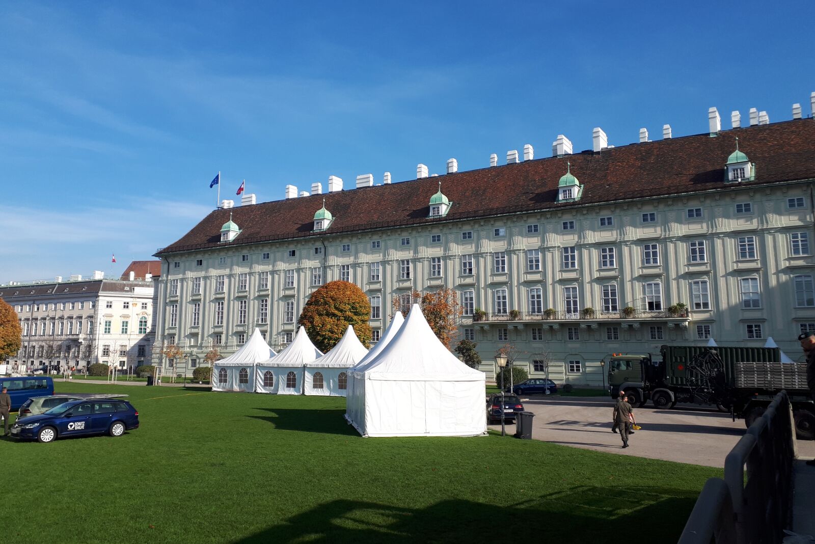 Samsung Galaxy A5(2017) sample photo. Vienna, city, hofburg imperial photography