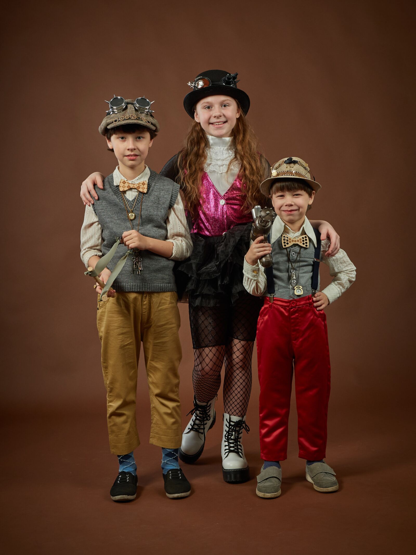 Olympus OM-D E-M5 II sample photo. Kids, steampunk, boys photography