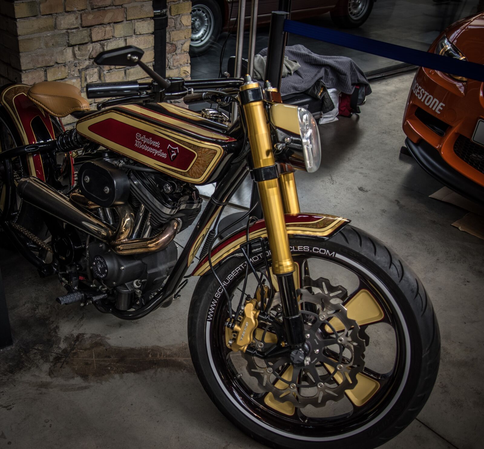 Pentax K-3 sample photo. Motorcycle, leaf gilding, retro photography