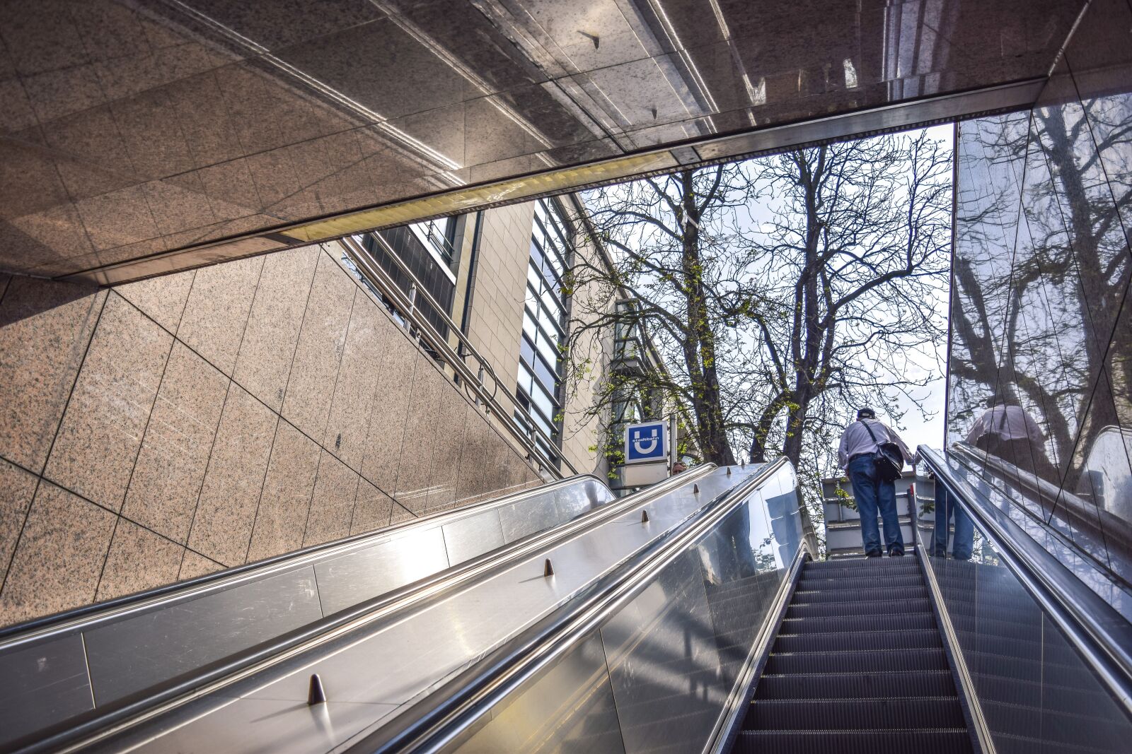 Nikon D3300 sample photo. Escalator, metro, stairs photography