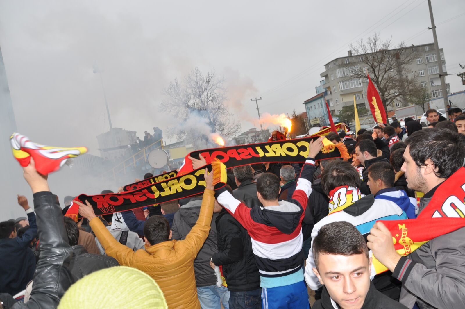 Nikon D90 sample photo. Corluspor, fans, ultras photography