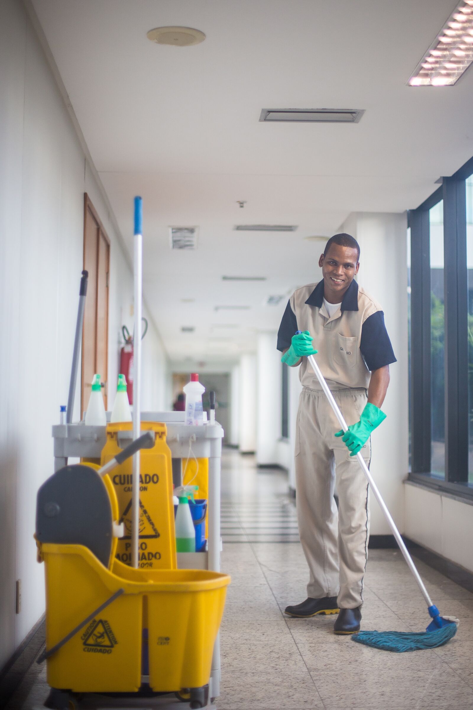 Canon EOS 6D + Canon EF 50mm F1.4 USM sample photo. Cleaner, broom, inside photography