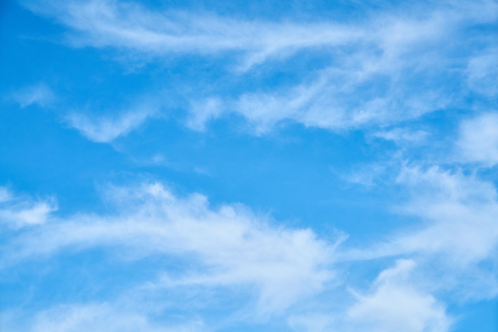 Sony a7R II sample photo. Cloud, blue, composition photography
