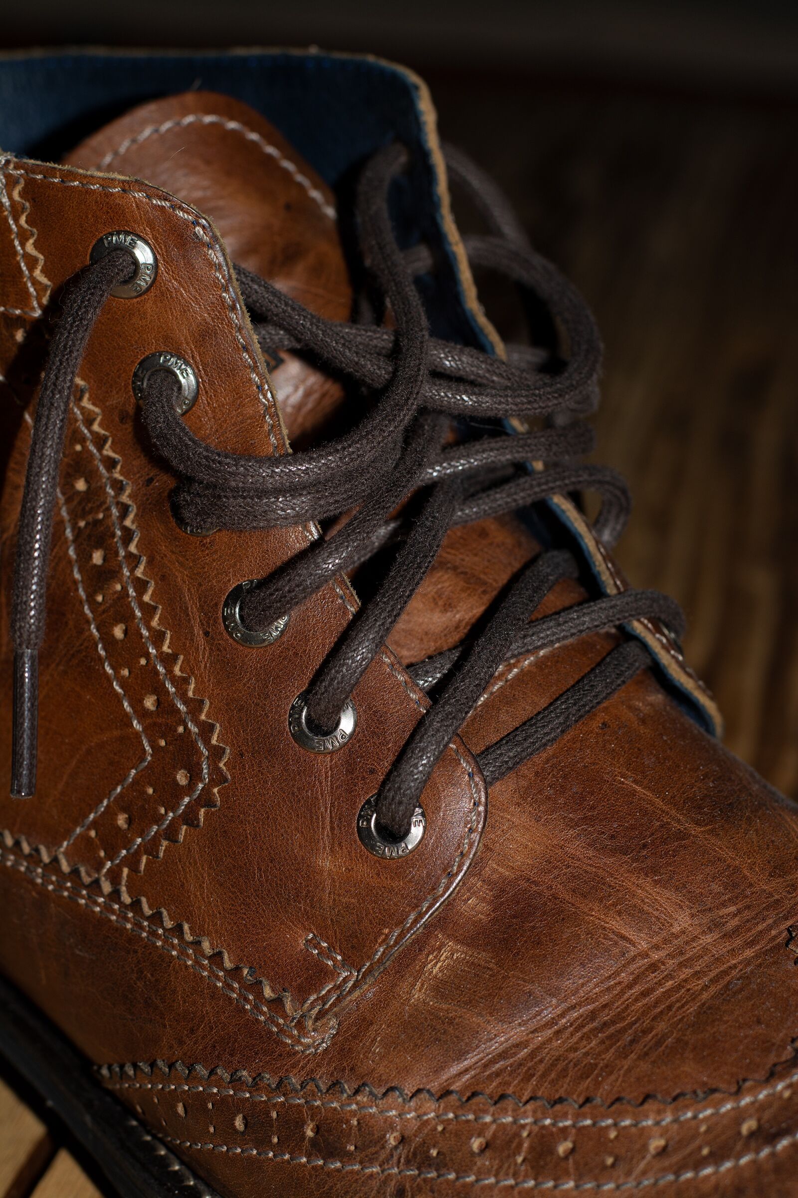 Nikon D7100 sample photo. Shoe, brown, leather photography
