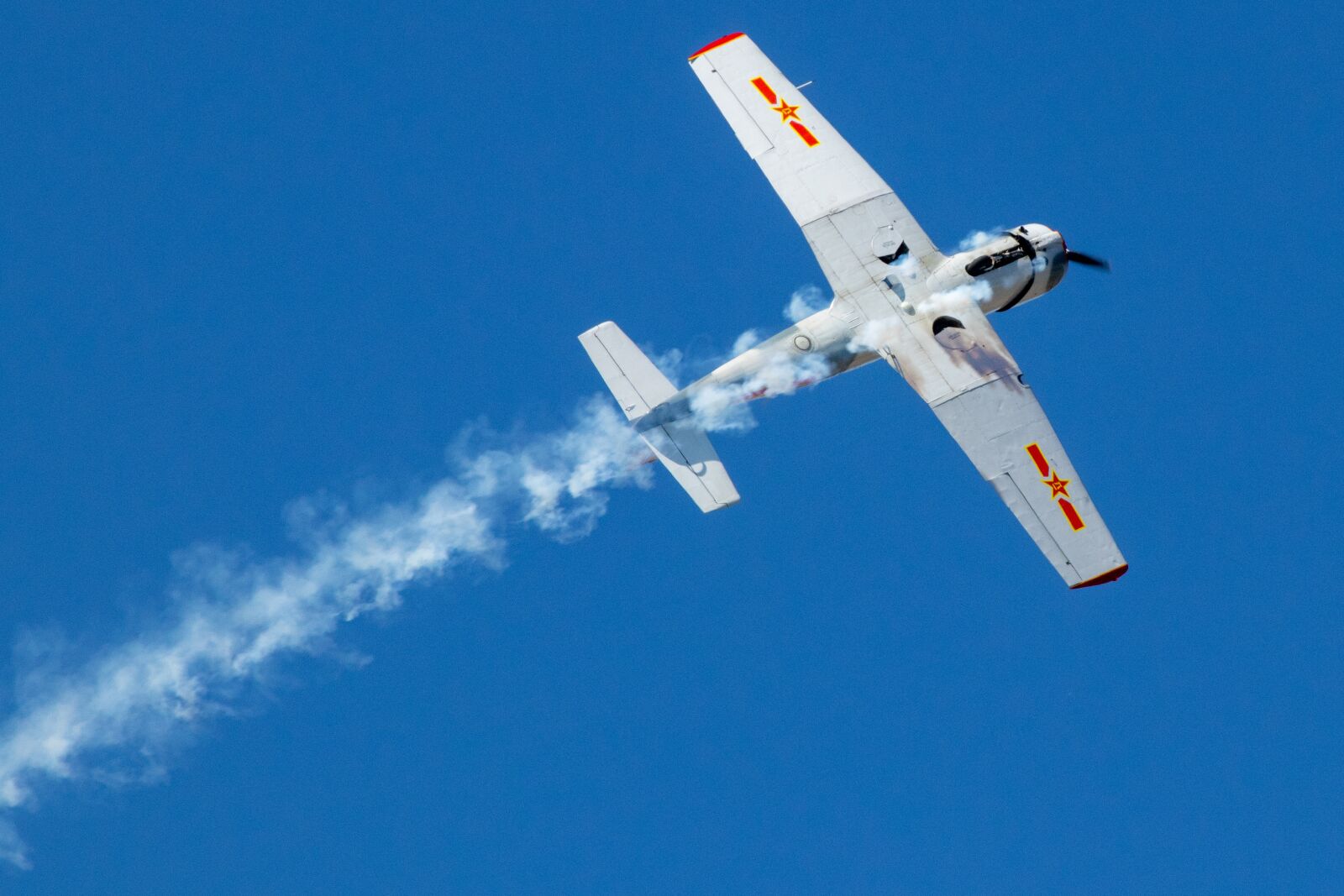 Canon EF 100-400mm F4.5-5.6L IS USM sample photo. Airplane, air, aircraft photography