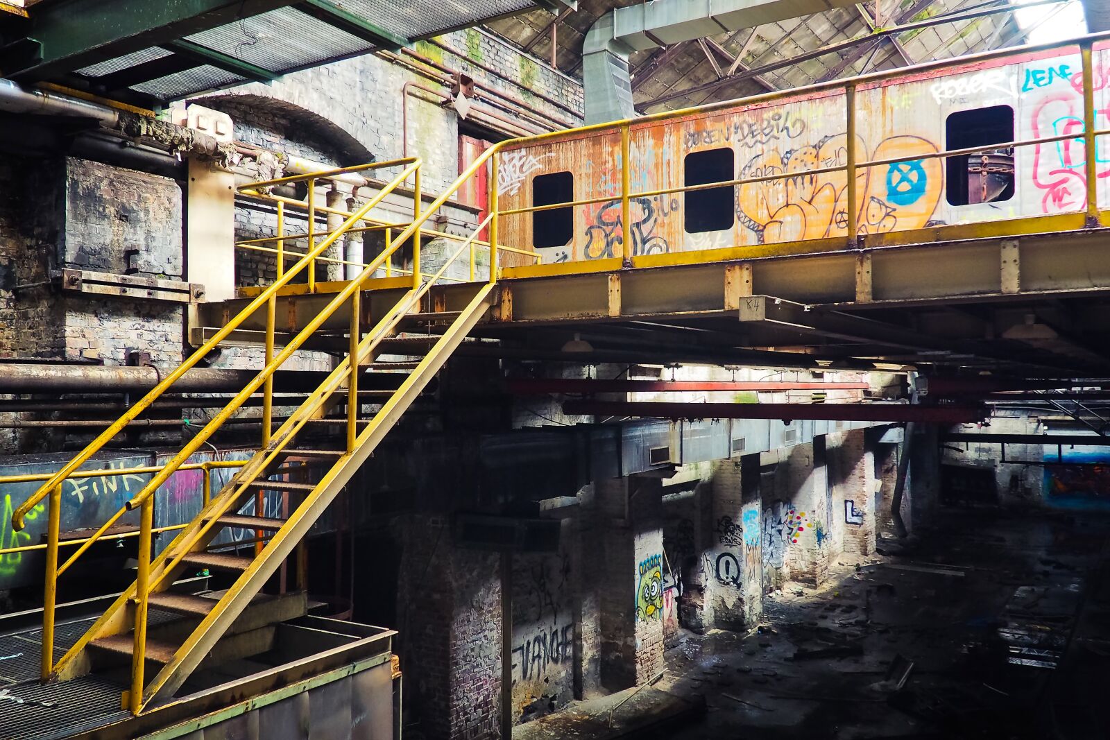 Olympus OM-D E-M10 sample photo. Lost places, rooms, abandoned photography