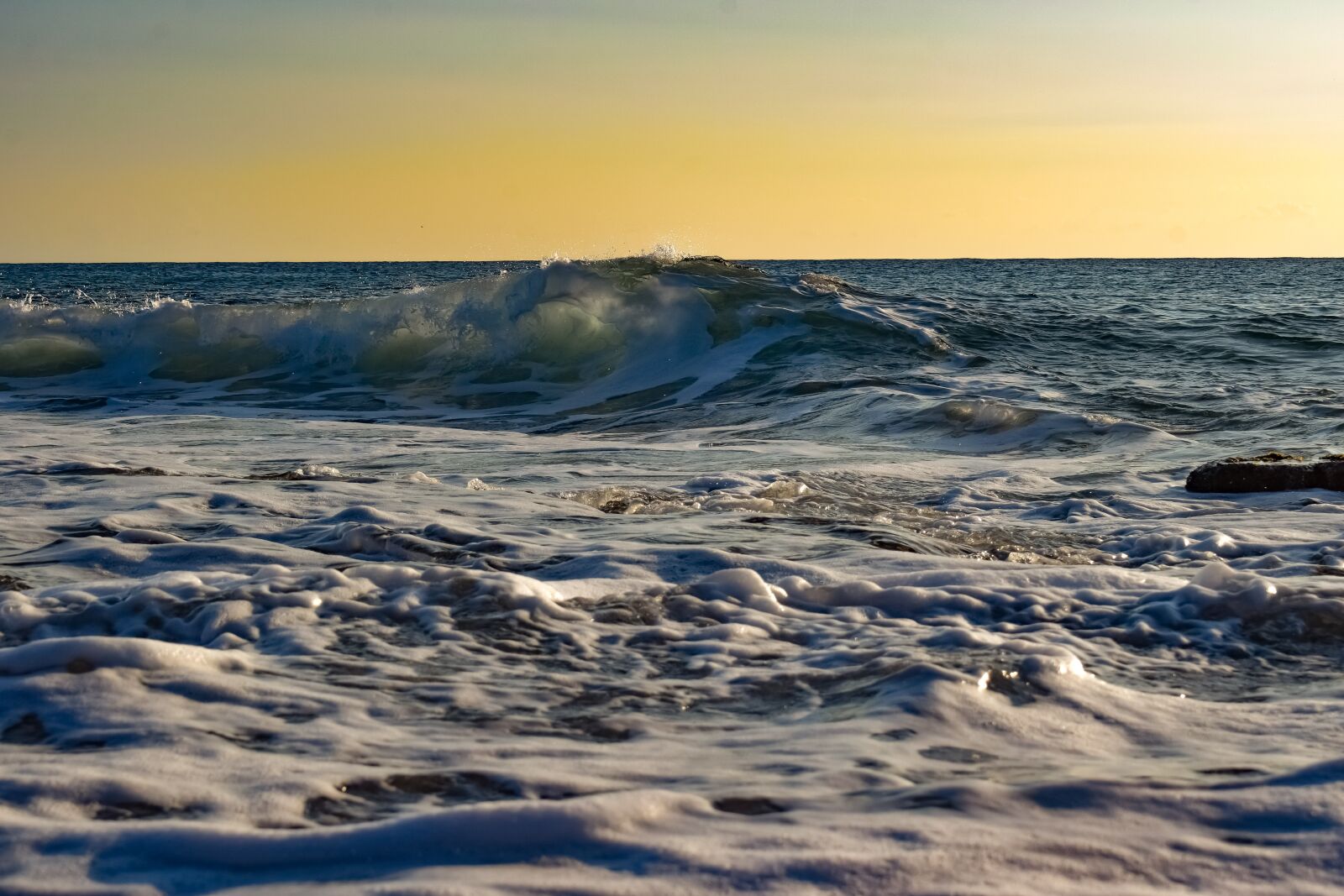 Nikon D3300 sample photo. Wave, sea, foam photography
