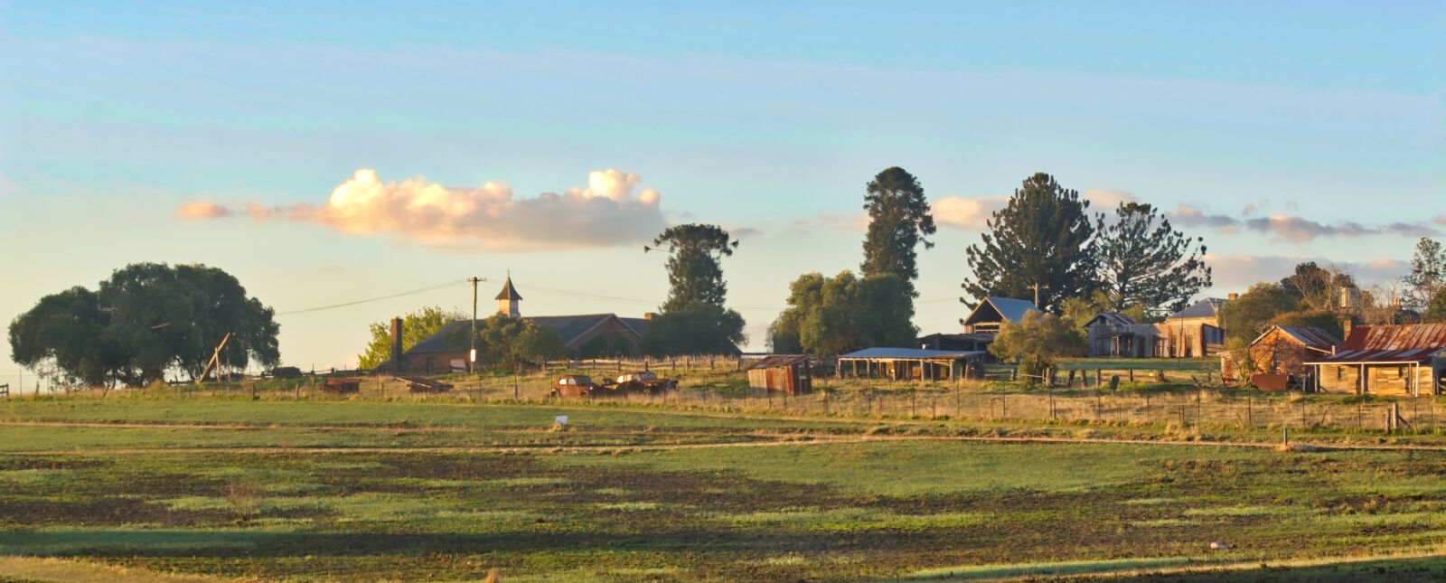 Nikon D5200 sample photo. Farm, old cars, rusty photography