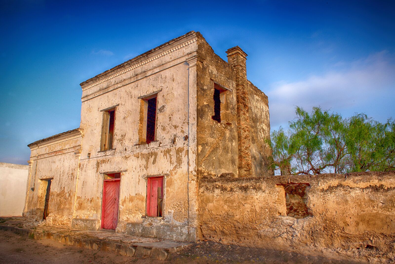 Nikon D800E sample photo. Abandoned, old, construction photography