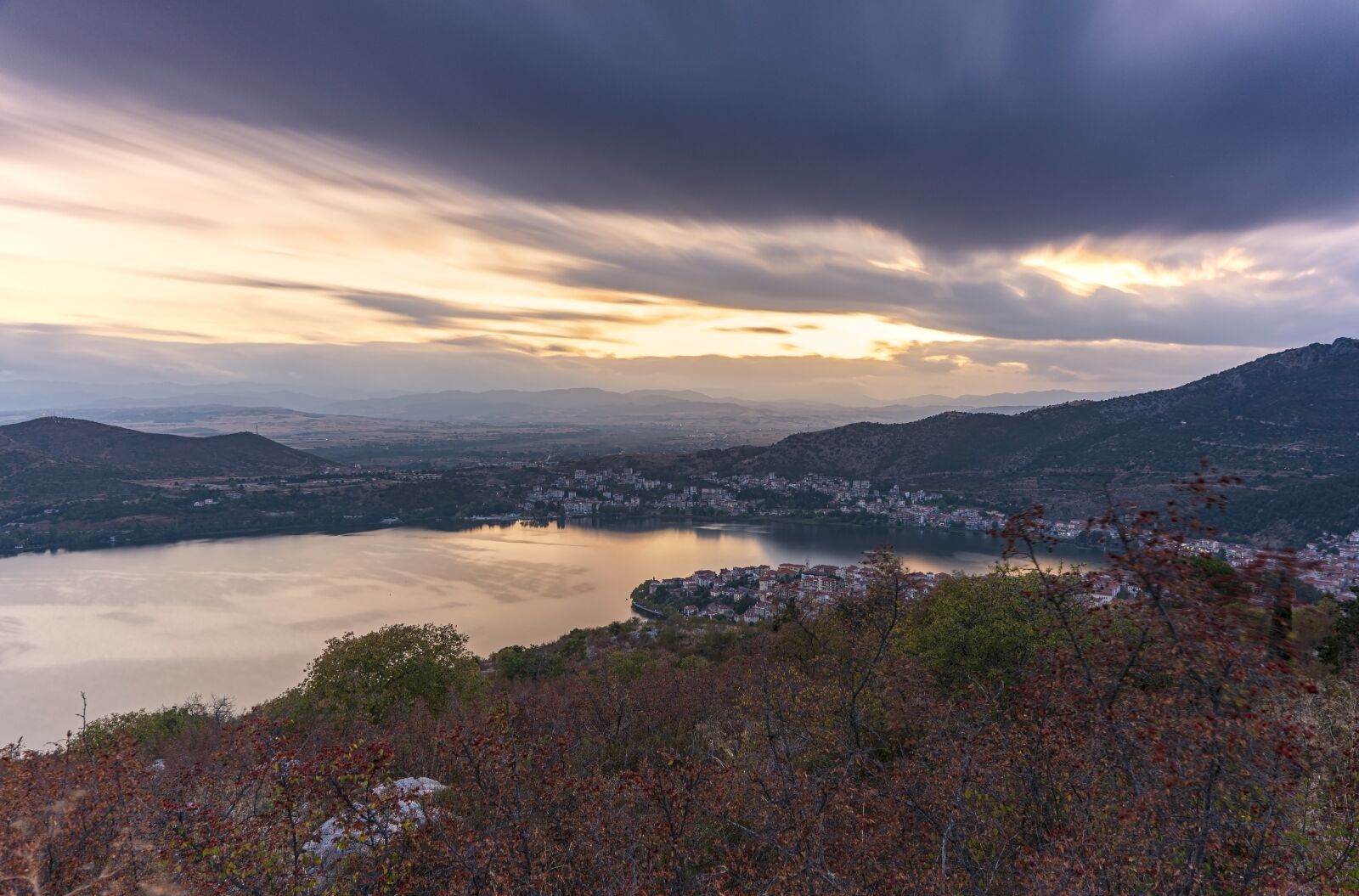 Tamron SP 24-70mm F2.8 Di VC USD sample photo. Kastoria, greece, landscape photography