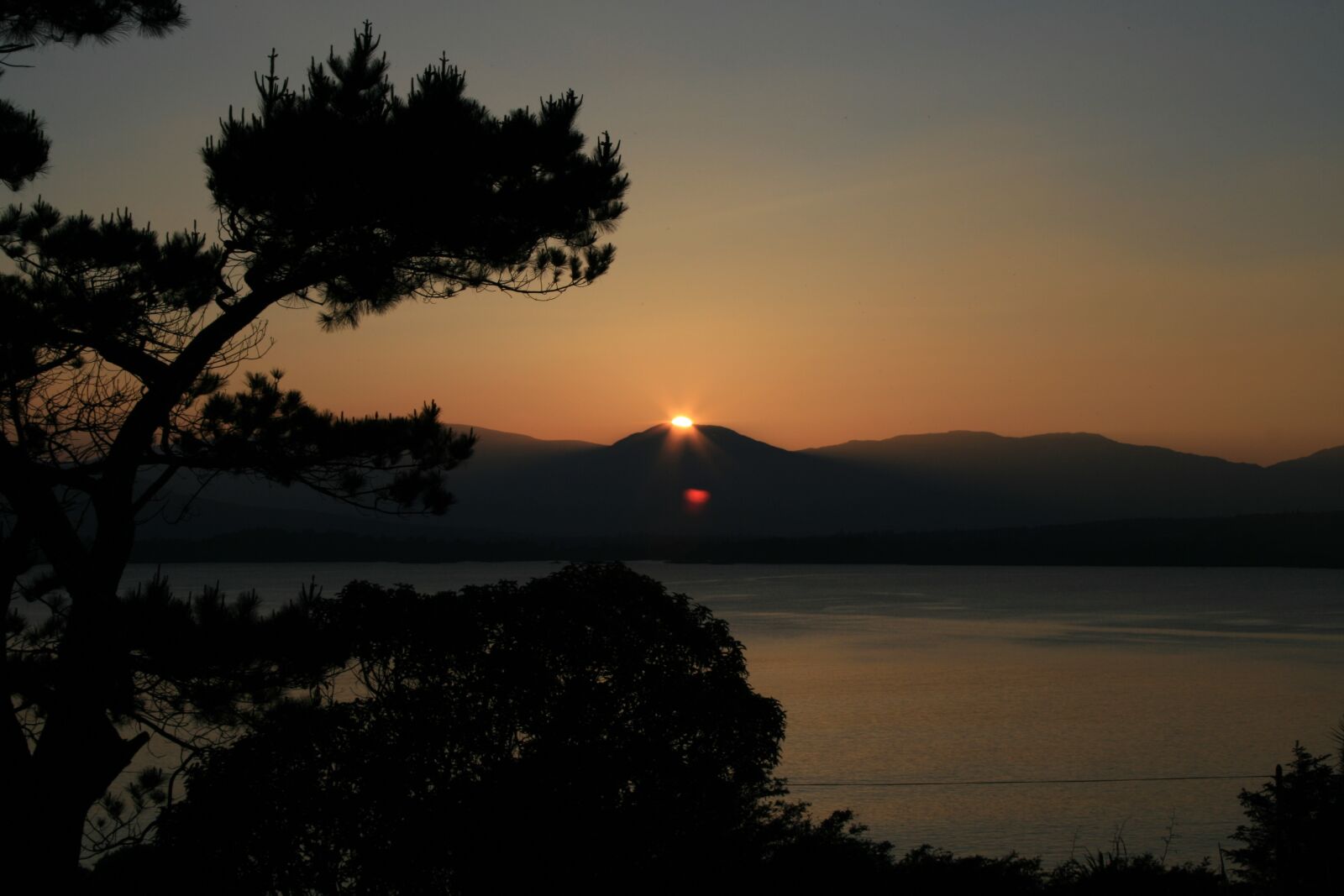 Canon EOS 400D (EOS Digital Rebel XTi / EOS Kiss Digital X) sample photo. Sunset, sea, nature photography