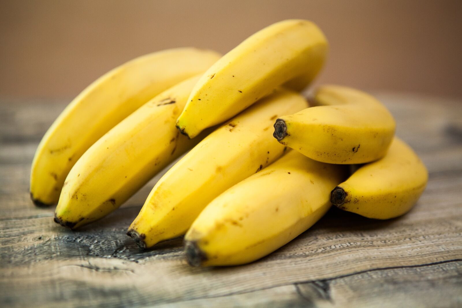 Canon EF 24-70mm F2.8L USM sample photo. Bananas, food, fruit photography