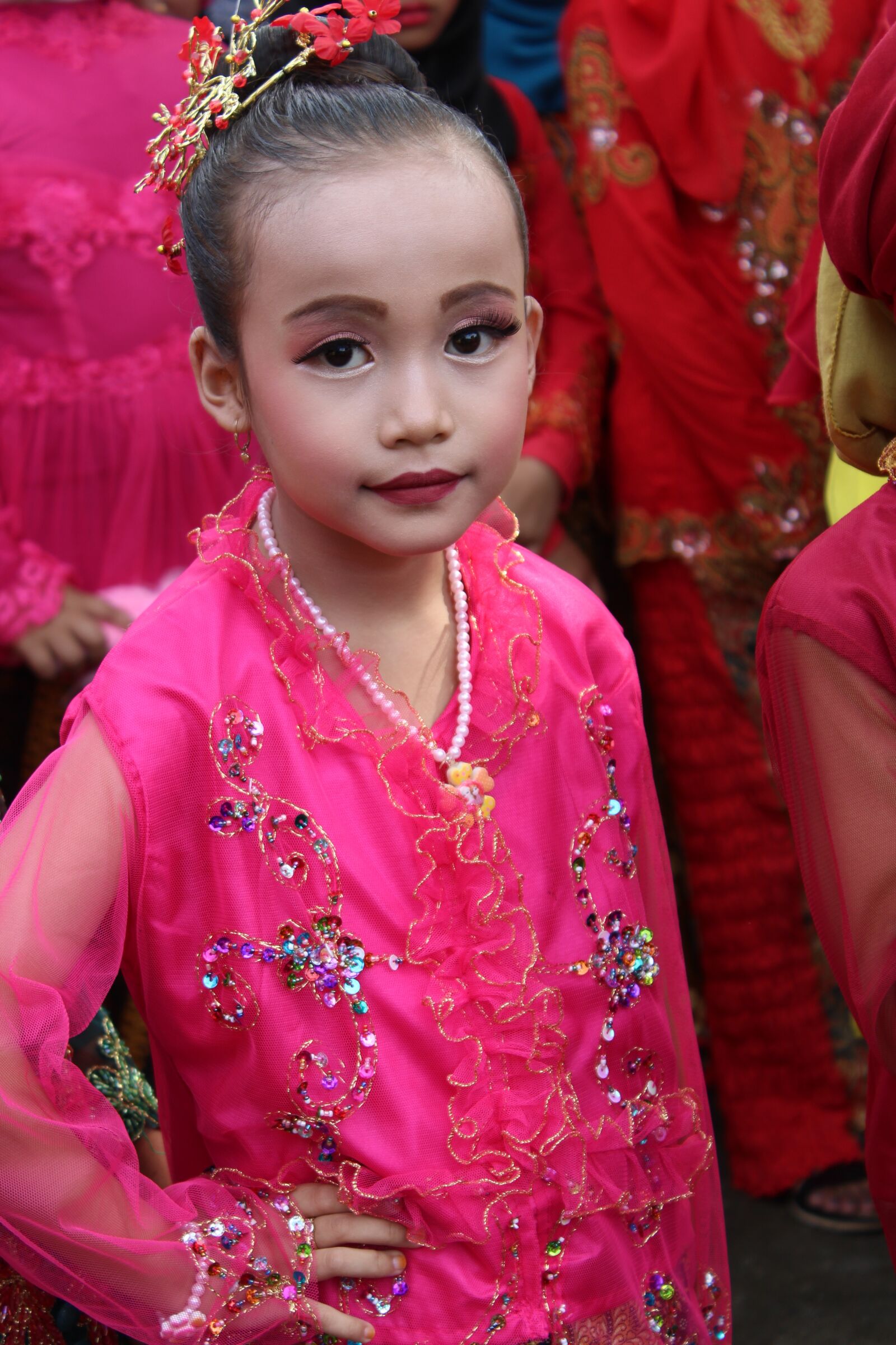 Canon EOS 1300D (EOS Rebel T6 / EOS Kiss X80) sample photo. People, child, dress photography