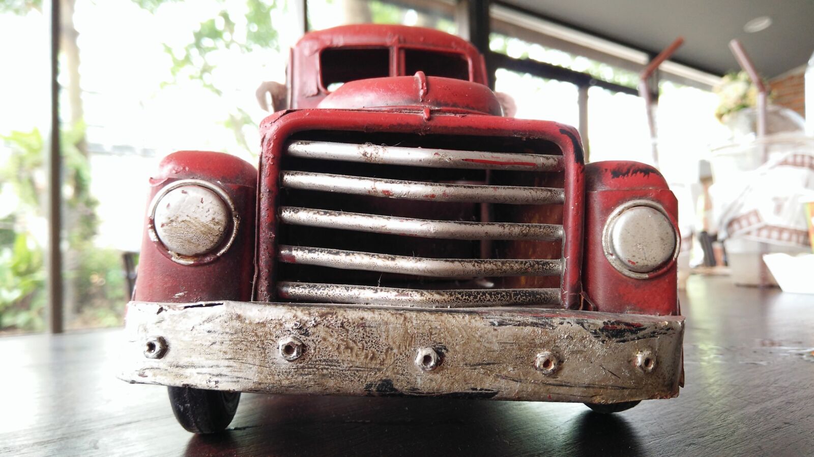 OPPO R7 Plusf sample photo. Toy, truck, vintage photography