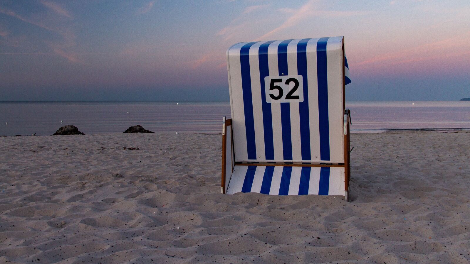 Canon EOS 7D sample photo. Beach chair, beach, sea photography