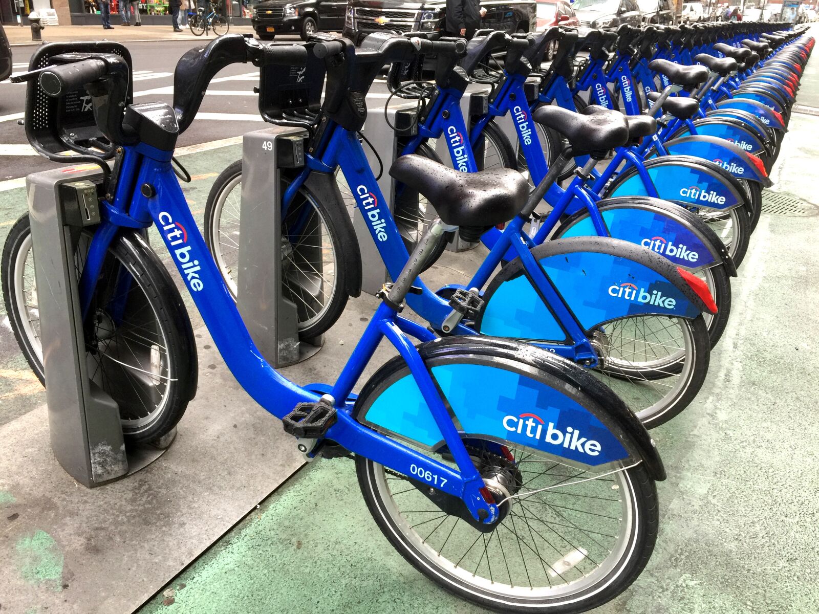 iPhone 6 Plus back camera 4.15mm f/2.2 sample photo. Citi bike, manhattan, nyc photography
